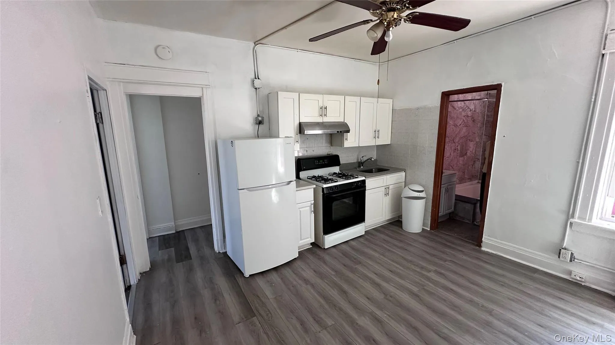 8528 102nd Street, New York, NY, 1 Bedroom Bedrooms, 4 Rooms Rooms,1 BathroomBathrooms,Residential Lease,For Rent,102nd,0,1002569 8528 102nd Street, New York, NY, 1 Bedroom Bedrooms, 4 Rooms Rooms,1 BathroomBathrooms,Residential Lease,For Rent,102nd,0,1002569