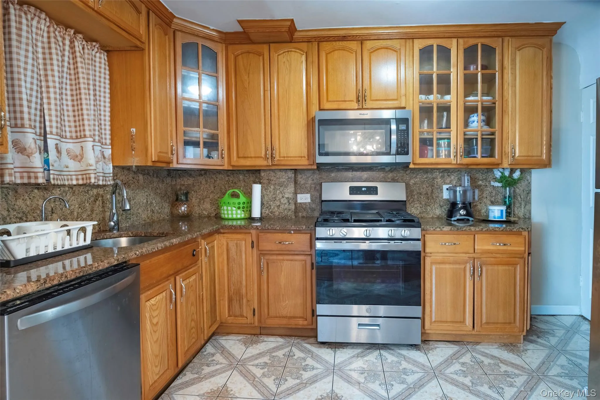 150-07 Reeves Avenue, New York, NY, 3 Bedrooms Bedrooms, 8 Rooms Rooms,3 BathroomsBathrooms,Residential,For Rent,Reeves,0,1002572 150-07 Reeves Avenue, New York, NY, 3 Bedrooms Bedrooms, 8 Rooms Rooms,3 BathroomsBathrooms,Residential,For Rent,Reeves,0,1002572