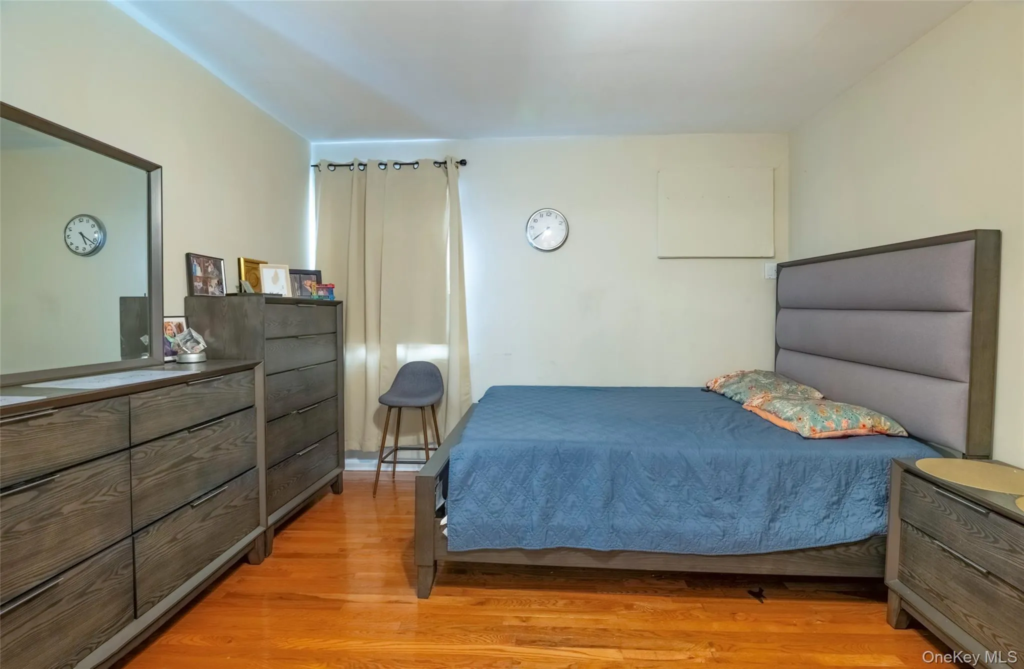150-07 Reeves Avenue, New York, NY, 3 Bedrooms Bedrooms, 8 Rooms Rooms,3 BathroomsBathrooms,Residential,For Rent,Reeves,0,1002572 150-07 Reeves Avenue, New York, NY, 3 Bedrooms Bedrooms, 8 Rooms Rooms,3 BathroomsBathrooms,Residential,For Rent,Reeves,0,1002572