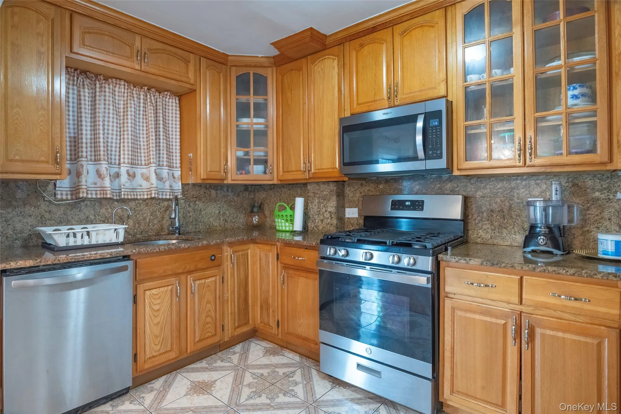 150-07 Reeves Avenue, New York, NY, 3 Bedrooms Bedrooms, 8 Rooms Rooms,3 BathroomsBathrooms,Residential,For Rent,Reeves,0,1002572 150-07 Reeves Avenue, New York, NY, 3 Bedrooms Bedrooms, 8 Rooms Rooms,3 BathroomsBathrooms,Residential,For Rent,Reeves,0,1002572