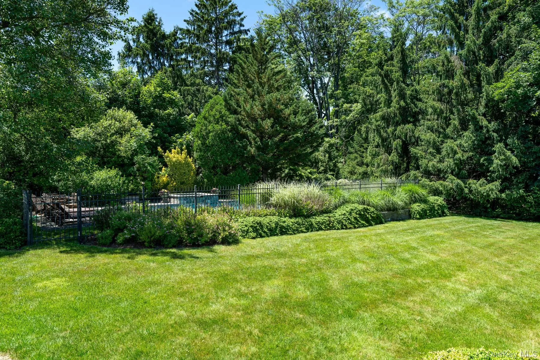 5 Willow Run Road, Greenwich, CT, 5 Bedrooms Bedrooms, 12 Rooms Rooms,4 BathroomsBathrooms,Residential,For Rent,Willow Run,0,KEY1002573 5 Willow Run Road, Greenwich, CT, 5 Bedrooms Bedrooms, 12 Rooms Rooms,4 BathroomsBathrooms,Residential,For Rent,Willow Run,0,KEY1002573