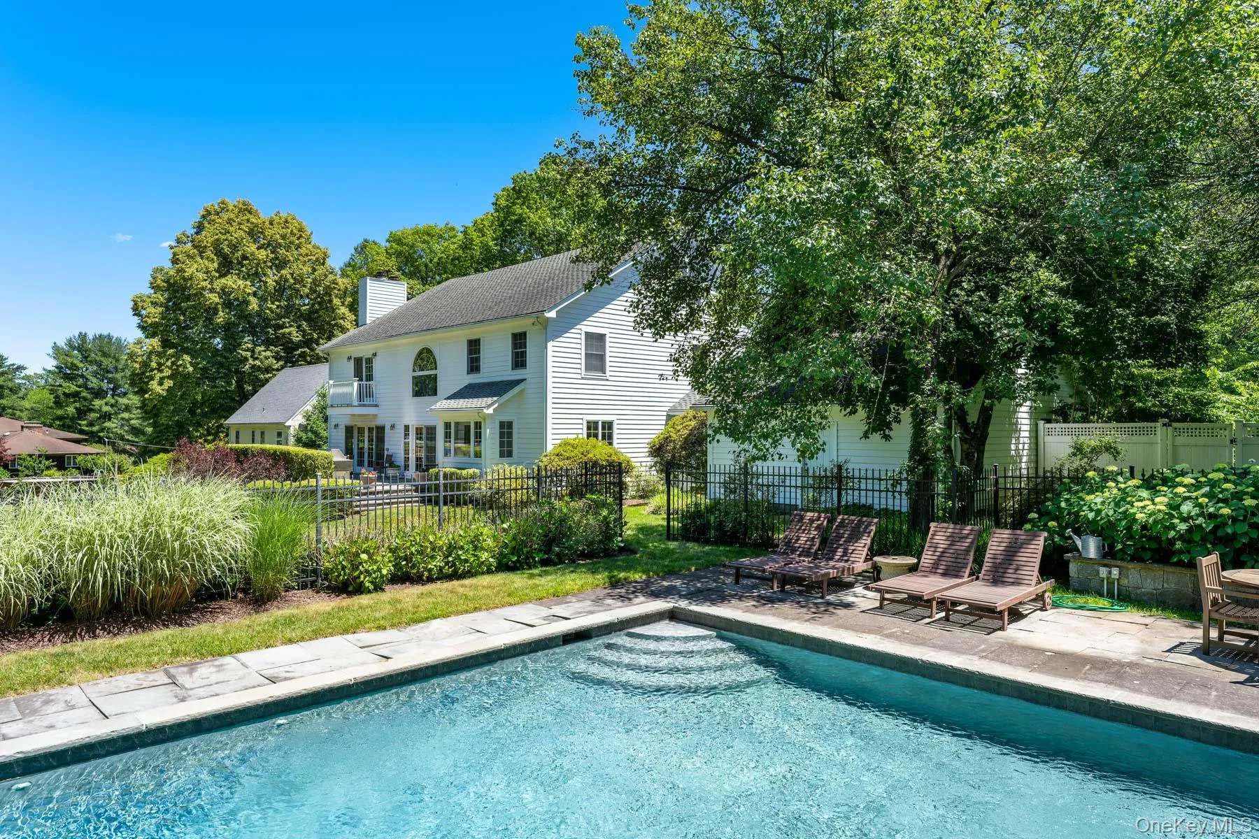 5 Willow Run Road, Greenwich, CT, 5 Bedrooms Bedrooms, 12 Rooms Rooms,4 BathroomsBathrooms,Residential,For Rent,Willow Run,0,1002573 5 Willow Run Road, Greenwich, CT, 5 Bedrooms Bedrooms, 12 Rooms Rooms,4 BathroomsBathrooms,Residential,For Rent,Willow Run,0,1002573