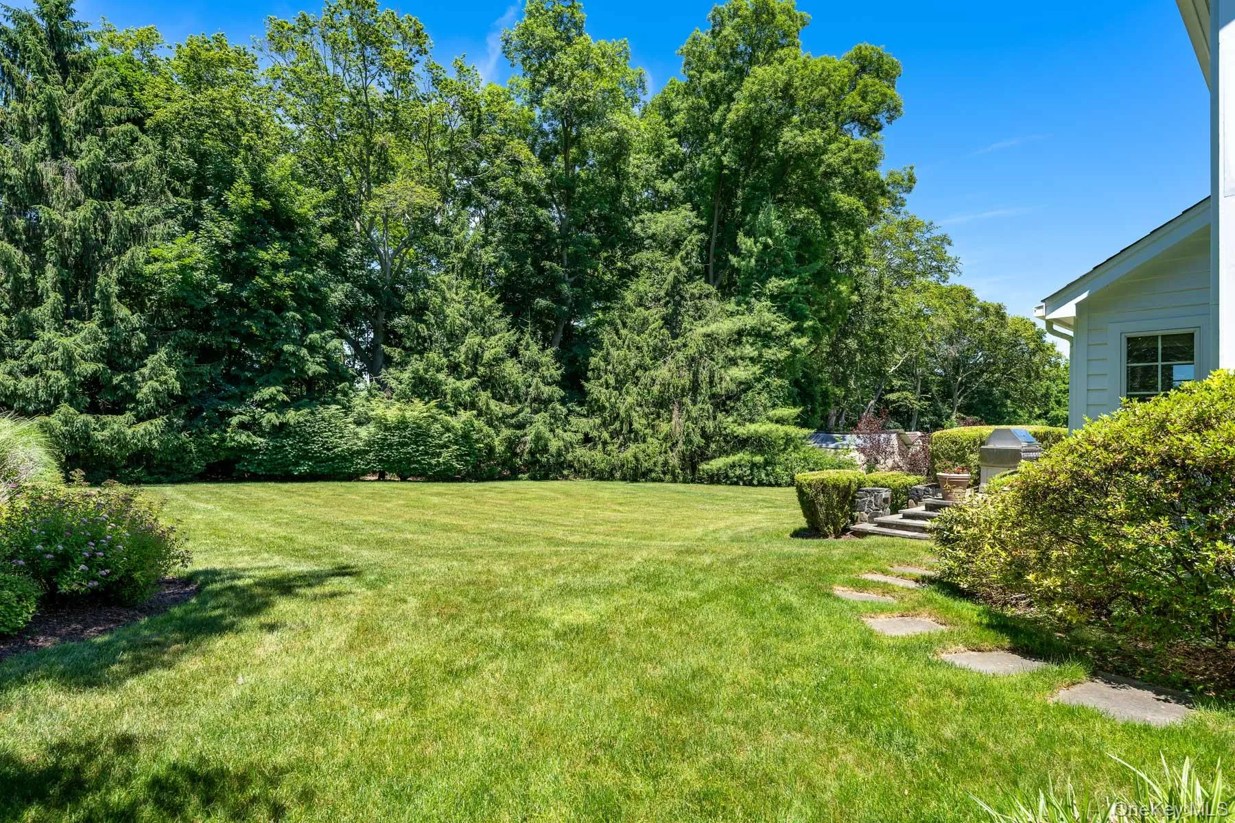 5 Willow Run Road, Greenwich, CT, 5 Bedrooms Bedrooms, 12 Rooms Rooms,4 BathroomsBathrooms,Residential,For Rent,Willow Run,0,1002573 5 Willow Run Road, Greenwich, CT, 5 Bedrooms Bedrooms, 12 Rooms Rooms,4 BathroomsBathrooms,Residential,For Rent,Willow Run,0,1002573