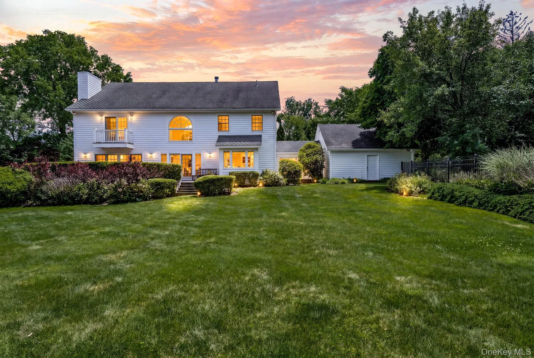 5 Willow Run Road, Greenwich, CT, 5 Bedrooms Bedrooms, 12 Rooms Rooms,4 BathroomsBathrooms,Residential,For Rent,Willow Run,0,1002573 5 Willow Run Road, Greenwich, CT, 5 Bedrooms Bedrooms, 12 Rooms Rooms,4 BathroomsBathrooms,Residential,For Rent,Willow Run,0,1002573