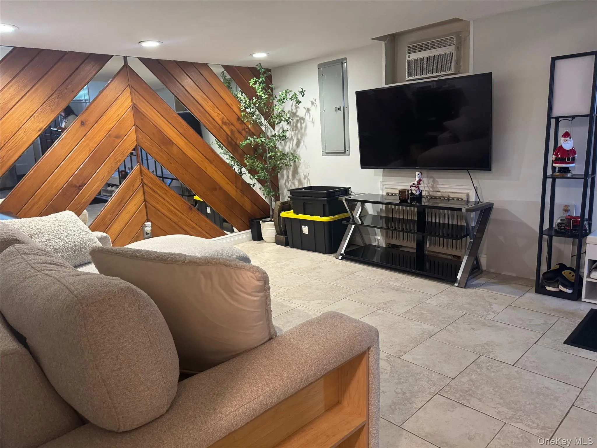 Basement Entertainment Room Basement Entertainment Room