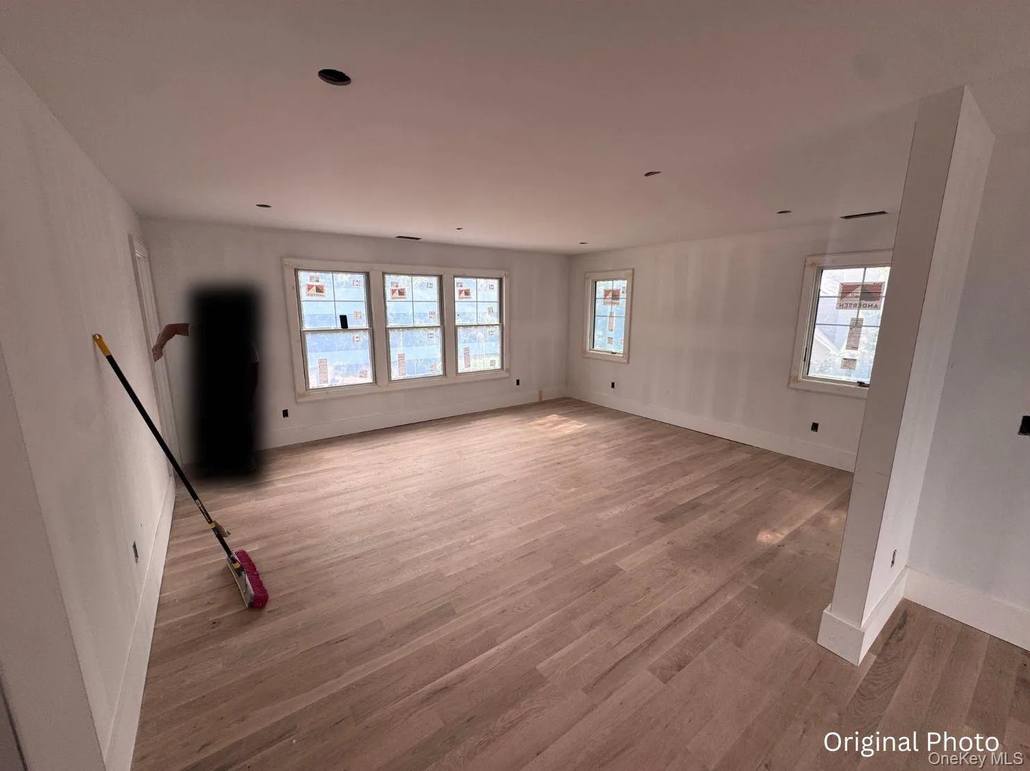 3 Vail Avenue, Southampton, NY, 4 Bedrooms Bedrooms, 13 Rooms Rooms,5 BathroomsBathrooms,Residential,For Rent,Vail,0,1002581 3 Vail Avenue, Southampton, NY, 4 Bedrooms Bedrooms, 13 Rooms Rooms,5 BathroomsBathrooms,Residential,For Rent,Vail,0,1002581
