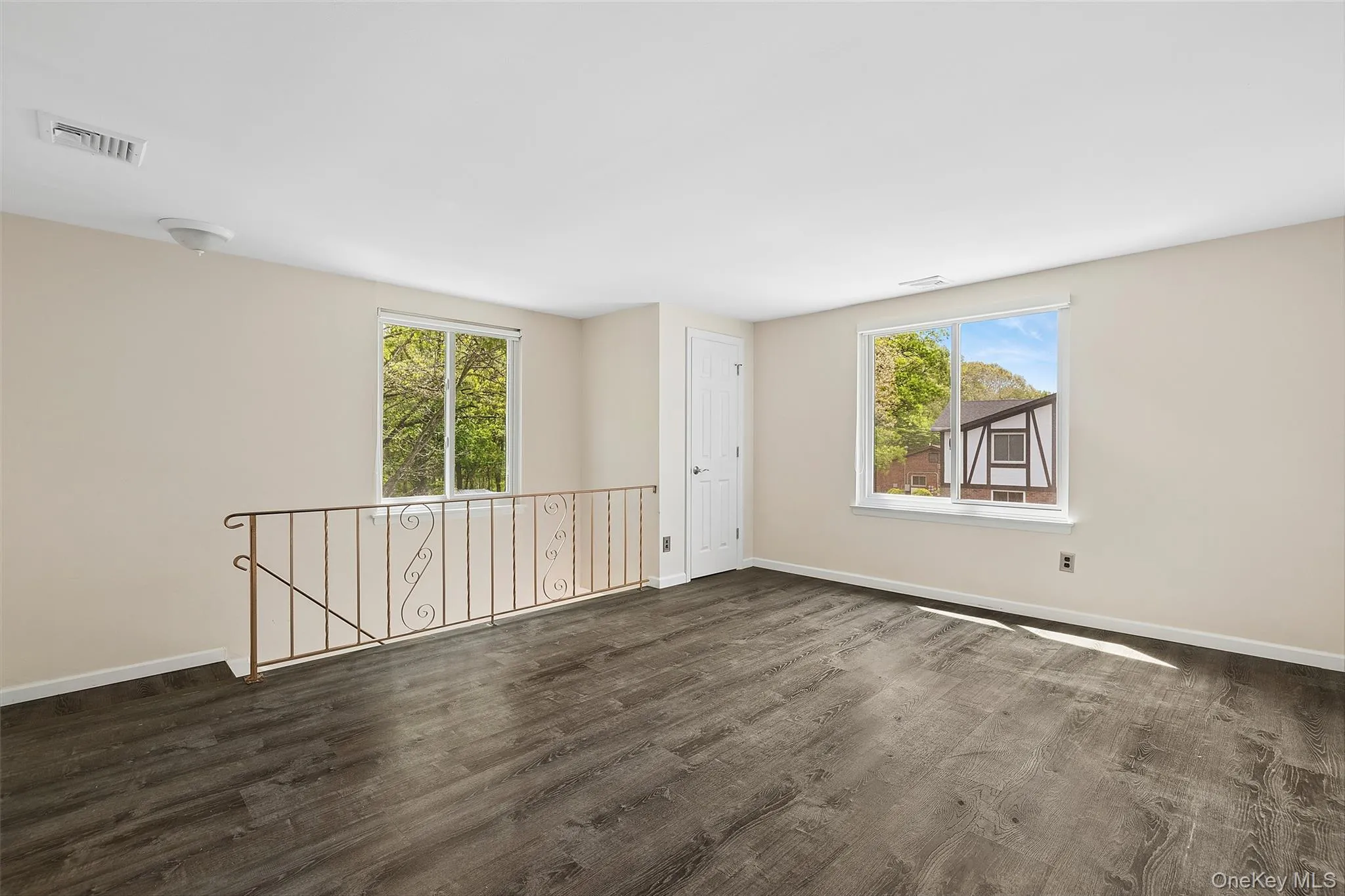 104 Birchwood Road, Brookhaven, NY, 1 Bedroom Bedrooms, 4 Rooms Rooms,1 BathroomBathrooms,Residential Lease,For Rent,Birchwood,0,1002590 104 Birchwood Road, Brookhaven, NY, 1 Bedroom Bedrooms, 4 Rooms Rooms,1 BathroomBathrooms,Residential Lease,For Rent,Birchwood,0,1002590