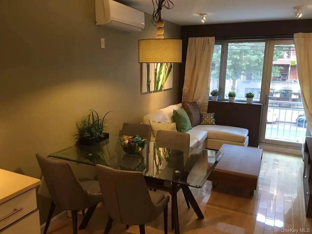 143-28 41st Avenue, New York, NY, 2 Bedrooms Bedrooms, 6 Rooms Rooms,2 BathroomsBathrooms,Residential,For Rent,41st,0,1002598 143-28 41st Avenue, New York, NY, 2 Bedrooms Bedrooms, 6 Rooms Rooms,2 BathroomsBathrooms,Residential,For Rent,41st,0,1002598