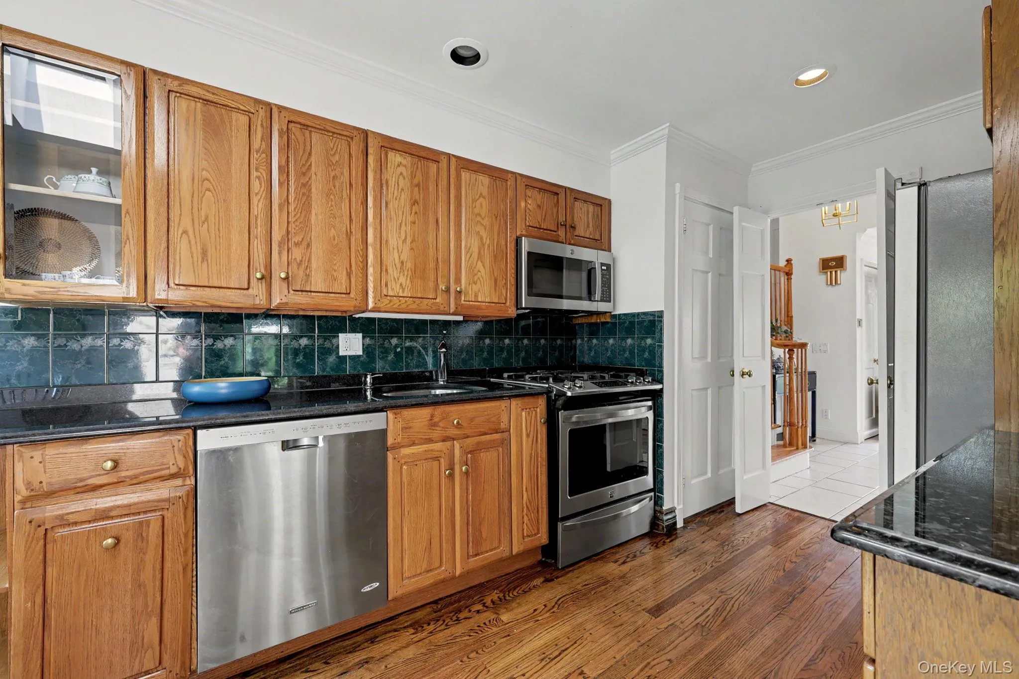 70 Richbell Road, White Plains, NY, 3 Bedrooms Bedrooms, 6 Rooms Rooms,3 BathroomsBathrooms,Residential,For Rent,Richbell,0,1002599 70 Richbell Road, White Plains, NY, 3 Bedrooms Bedrooms, 6 Rooms Rooms,3 BathroomsBathrooms,Residential,For Rent,Richbell,0,1002599