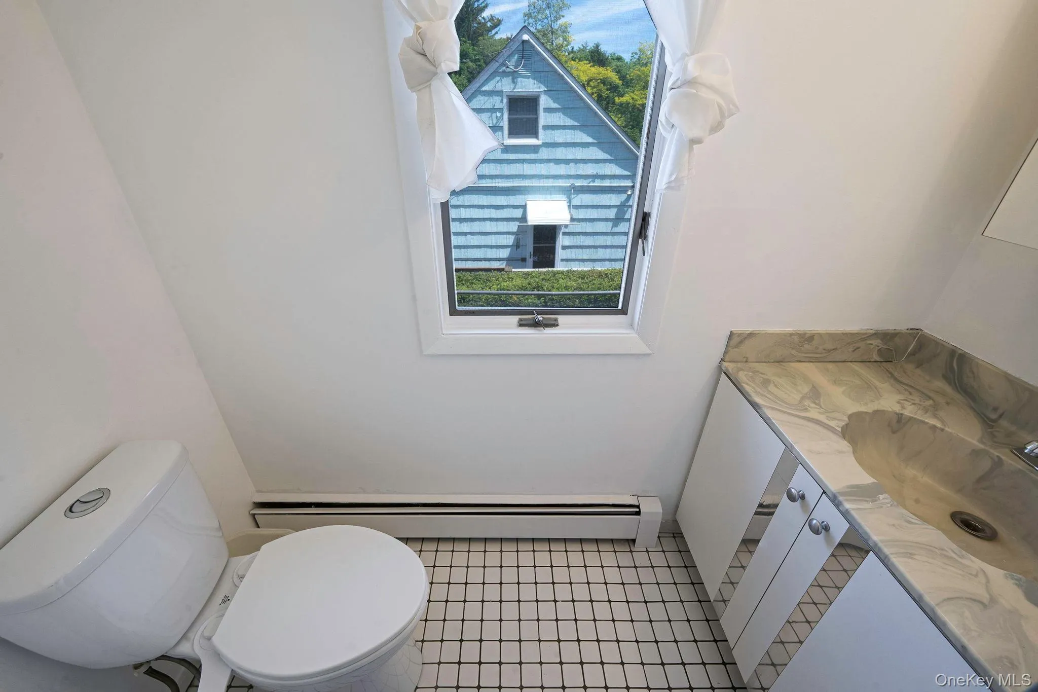 41 Pace Drive, Babylon, NY, 2 Bedrooms Bedrooms, 6 Rooms Rooms,1 BathroomBathrooms,Residential Lease,For Rent,Pace,0,1002606 41 Pace Drive, Babylon, NY, 2 Bedrooms Bedrooms, 6 Rooms Rooms,1 BathroomBathrooms,Residential Lease,For Rent,Pace,0,1002606