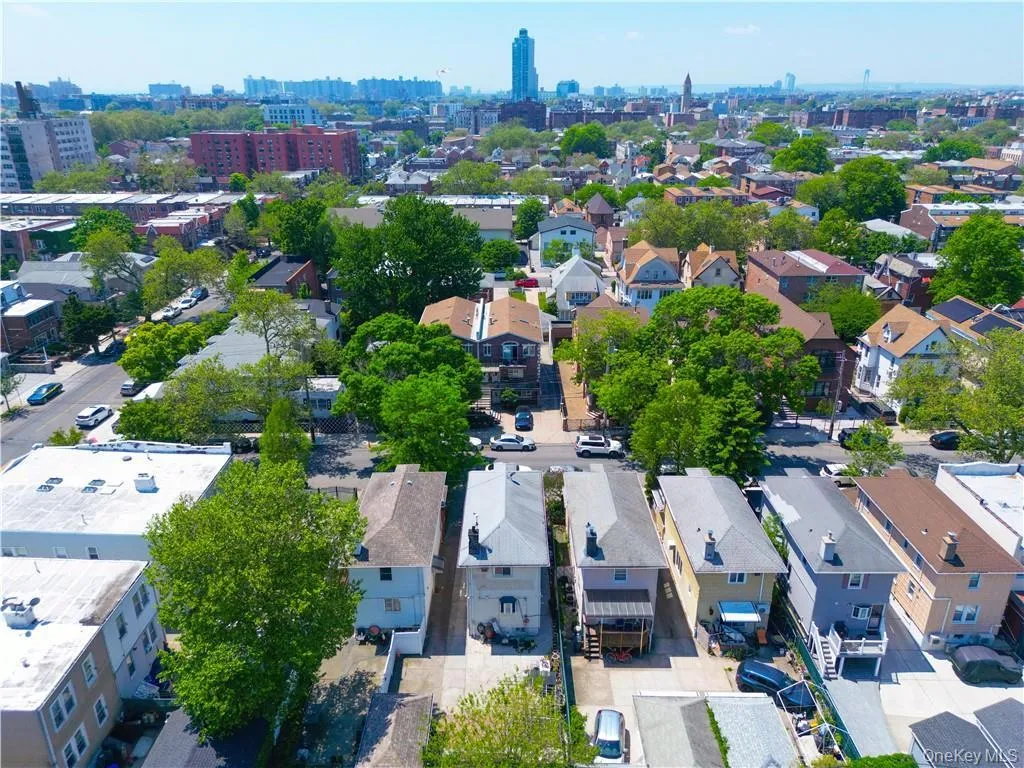 2675 27th Street, New York, NY, 3 Bedrooms Bedrooms, 7 Rooms Rooms,2 BathroomsBathrooms,Residential Sale,For Rent,27th,0,1002612 2675 27th Street, New York, NY, 3 Bedrooms Bedrooms, 7 Rooms Rooms,2 BathroomsBathrooms,Residential Sale,For Rent,27th,0,1002612
