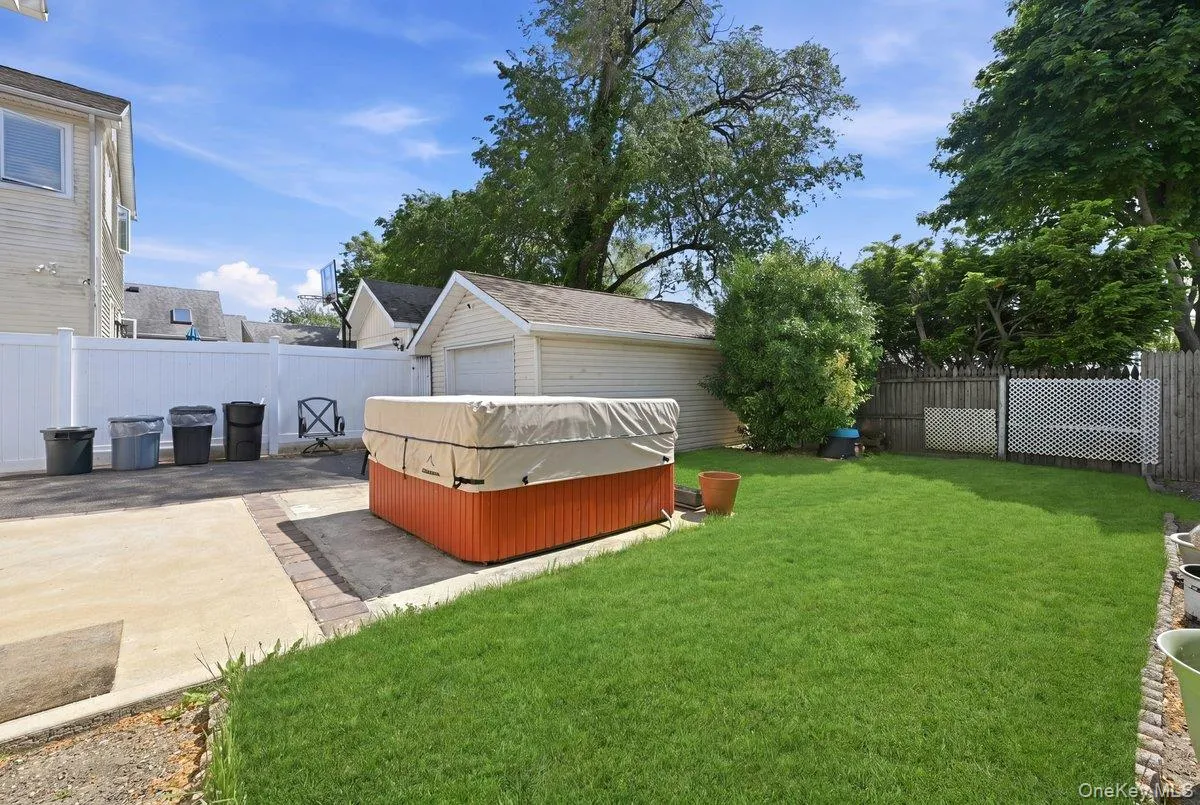 707 5th Street, Babylon, NY, 3 Bedrooms Bedrooms, 5 Rooms Rooms,2 BathroomsBathrooms,Residential,For Rent,5th,0,1002616 707 5th Street, Babylon, NY, 3 Bedrooms Bedrooms, 5 Rooms Rooms,2 BathroomsBathrooms,Residential,For Rent,5th,0,1002616