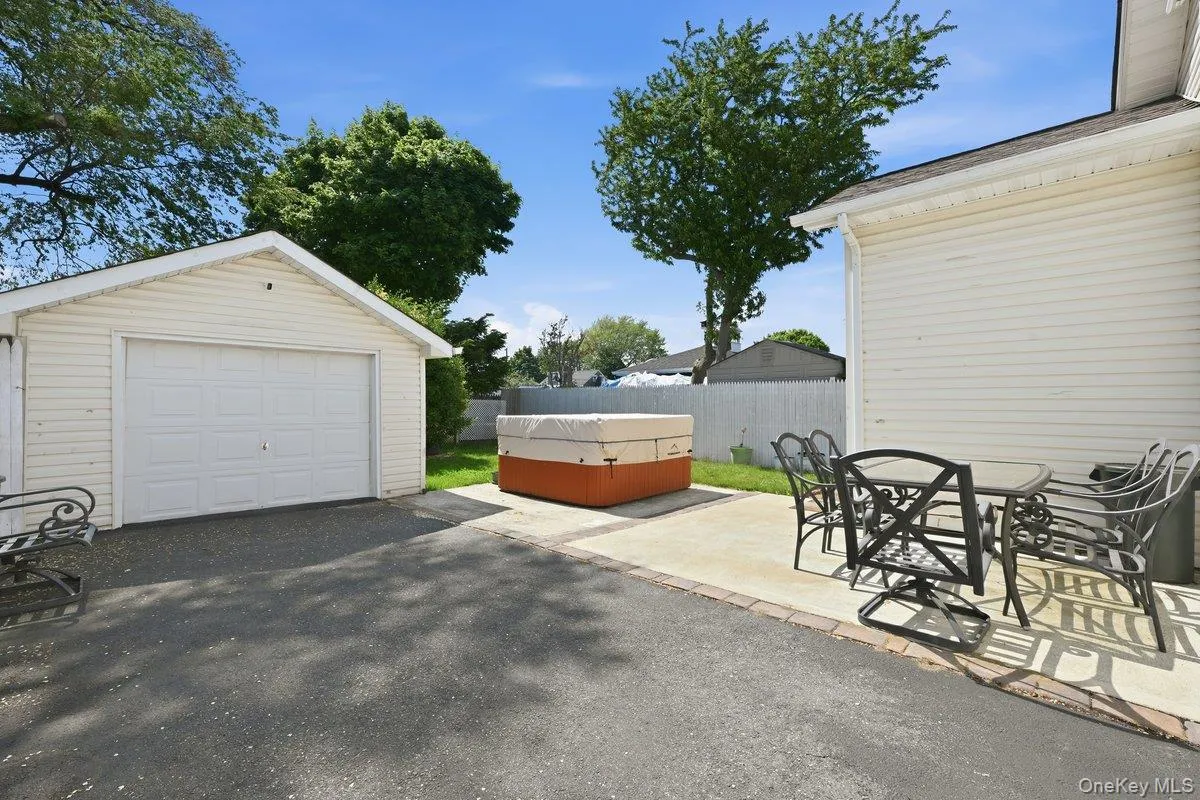 707 5th Street, Babylon, NY, 3 Bedrooms Bedrooms, 5 Rooms Rooms,2 BathroomsBathrooms,Residential,For Rent,5th,0,1002616 707 5th Street, Babylon, NY, 3 Bedrooms Bedrooms, 5 Rooms Rooms,2 BathroomsBathrooms,Residential,For Rent,5th,0,1002616