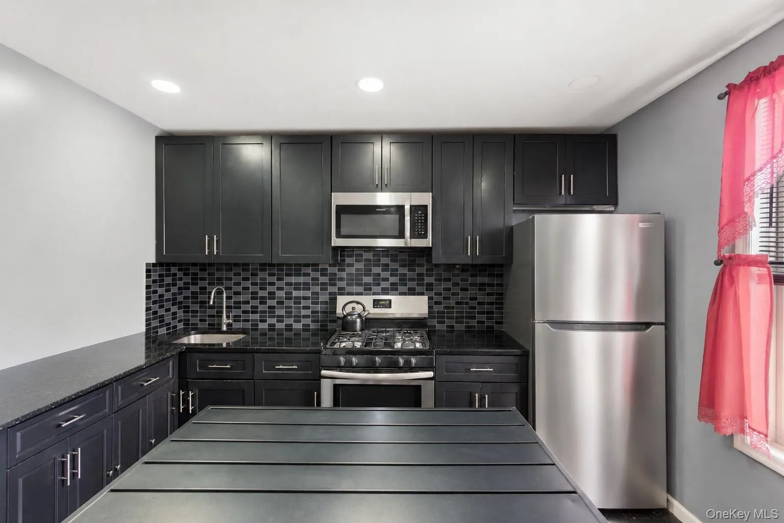 180 Fountain Avenue, New York, NY, 3 Bedrooms Bedrooms, 3 Rooms Rooms,2 BathroomsBathrooms,Residential,For Rent,Fountain,0,1002617 180 Fountain Avenue, New York, NY, 3 Bedrooms Bedrooms, 3 Rooms Rooms,2 BathroomsBathrooms,Residential,For Rent,Fountain,0,1002617