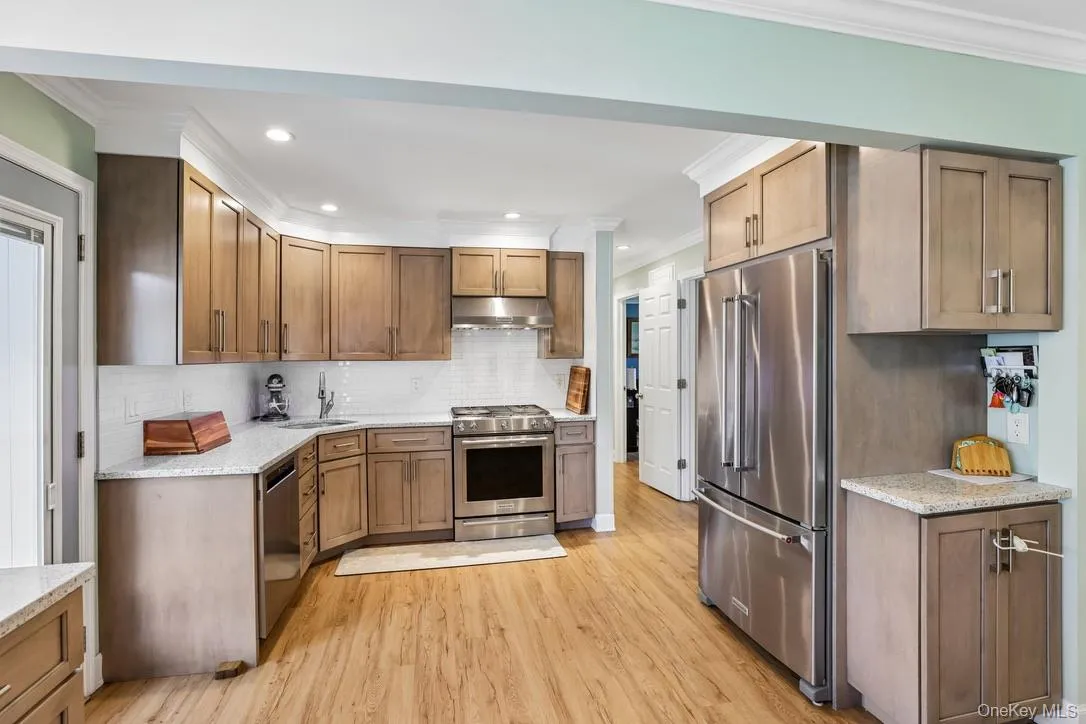 413 Pecan Street, Babylon, NY, 4 Bedrooms Bedrooms, 12 Rooms Rooms,2 BathroomsBathrooms,Residential,For Rent,Pecan,0,1002620 413 Pecan Street, Babylon, NY, 4 Bedrooms Bedrooms, 12 Rooms Rooms,2 BathroomsBathrooms,Residential,For Rent,Pecan,0,1002620
