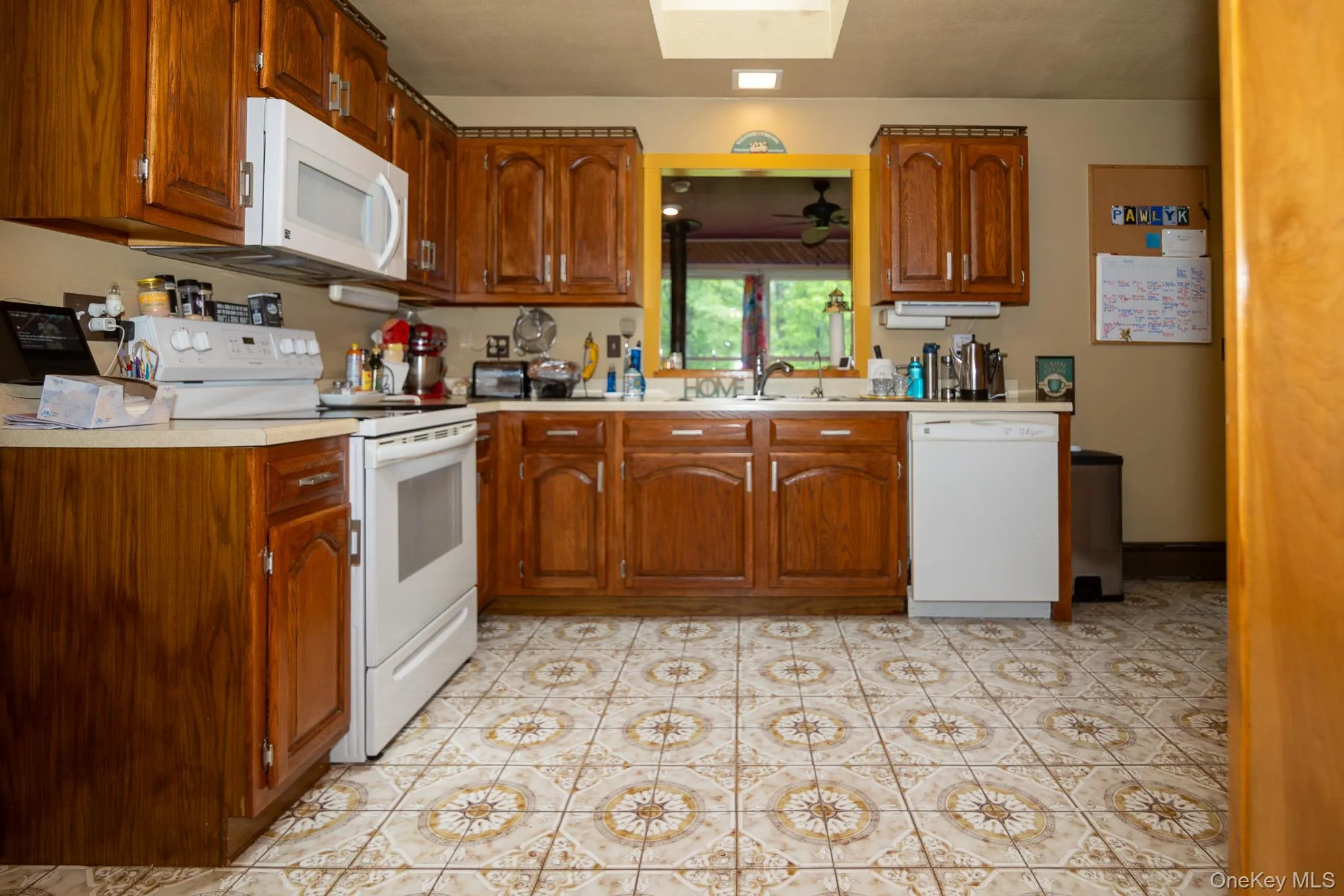 1544 Route 300, Newburgh (town), NY, 3 Bedrooms Bedrooms, 8 Rooms Rooms,2 BathroomsBathrooms,Residential,For Rent,Route 300,0,1002622 1544 Route 300, Newburgh (town), NY, 3 Bedrooms Bedrooms, 8 Rooms Rooms,2 BathroomsBathrooms,Residential,For Rent,Route 300,0,1002622