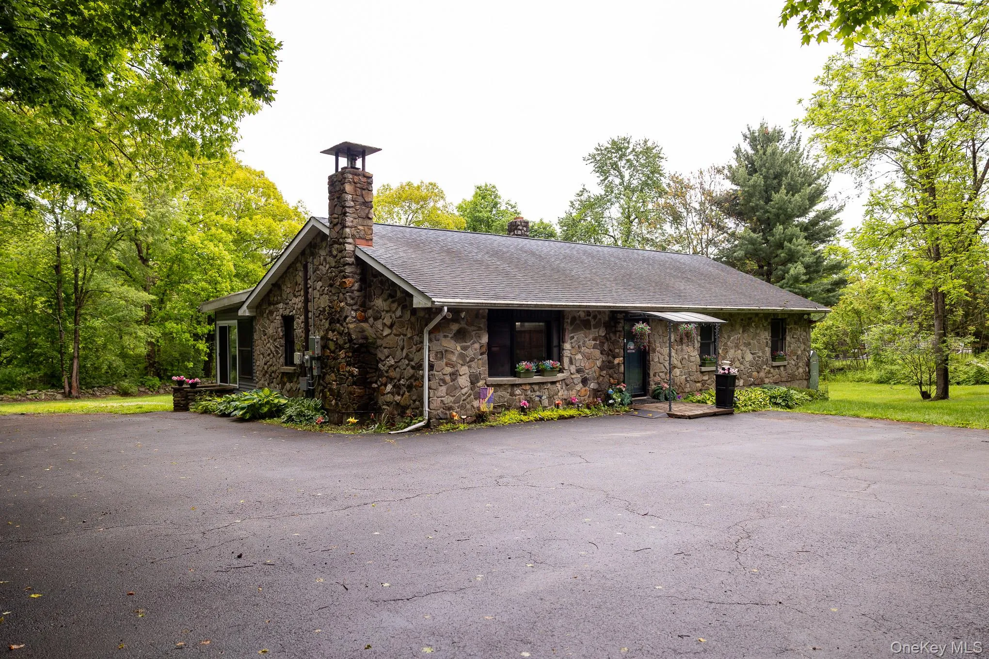 1544 Route 300, Newburgh (town), NY, 3 Bedrooms Bedrooms, 8 Rooms Rooms,2 BathroomsBathrooms,Residential,For Rent,Route 300,0,1002622 1544 Route 300, Newburgh (town), NY, 3 Bedrooms Bedrooms, 8 Rooms Rooms,2 BathroomsBathrooms,Residential,For Rent,Route 300,0,1002622