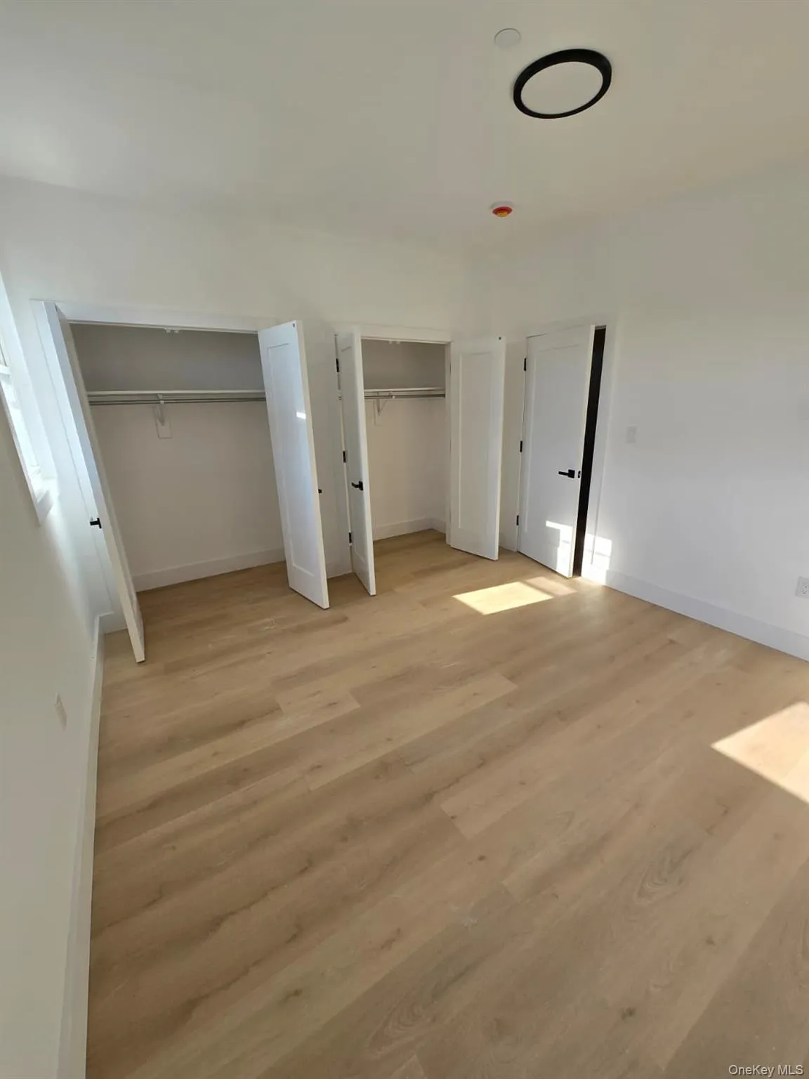 445 Beach 45th Street, New York, NY, 4 Bedrooms Bedrooms, 8 Rooms Rooms,3 BathroomsBathrooms,Residential,For Rent,Beach 45th,0,1002625 445 Beach 45th Street, New York, NY, 4 Bedrooms Bedrooms, 8 Rooms Rooms,3 BathroomsBathrooms,Residential,For Rent,Beach 45th,0,1002625