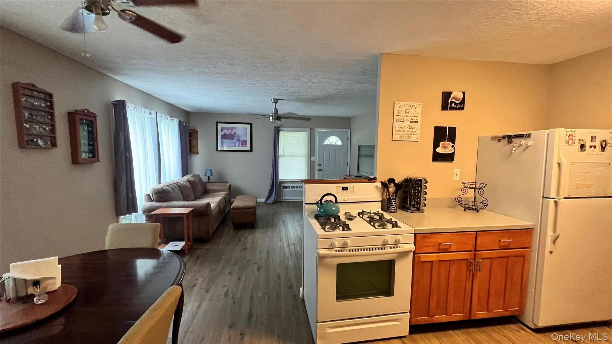 12 Briarwood Crescent, Newburgh (town), NY, 3 Bedrooms Bedrooms, 5 Rooms Rooms,1 BathroomBathrooms,Residential,For Rent,Briarwood Crescent,0,1002626 12 Briarwood Crescent, Newburgh (town), NY, 3 Bedrooms Bedrooms, 5 Rooms Rooms,1 BathroomBathrooms,Residential,For Rent,Briarwood Crescent,0,1002626