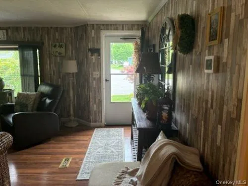 1661 Old Country, Riverhead, NY, 2 Bedrooms Bedrooms, 5 Rooms Rooms,2 BathroomsBathrooms,Residential,For Rent,Old Country,0,1002629 1661 Old Country, Riverhead, NY, 2 Bedrooms Bedrooms, 5 Rooms Rooms,2 BathroomsBathrooms,Residential,For Rent,Old Country,0,1002629