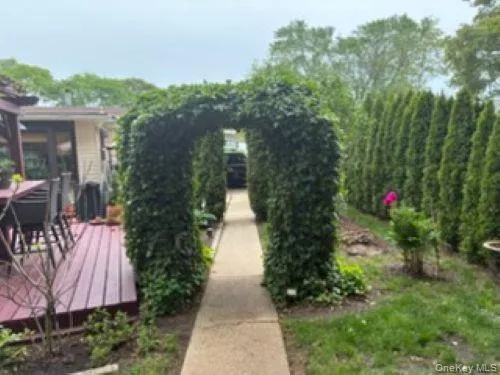 1661 Old Country, Riverhead, NY, 2 Bedrooms Bedrooms, 5 Rooms Rooms,2 BathroomsBathrooms,Residential,For Rent,Old Country,0,1002629 1661 Old Country, Riverhead, NY, 2 Bedrooms Bedrooms, 5 Rooms Rooms,2 BathroomsBathrooms,Residential,For Rent,Old Country,0,1002629