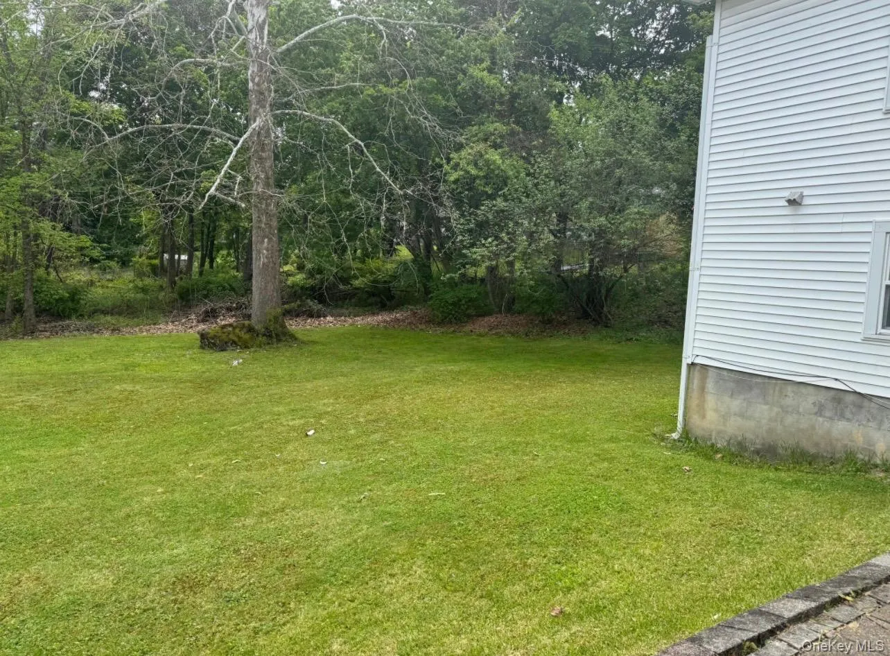 176 Spackenkill Road, Poughkeepsie (town), NY, 1 Bedroom Bedrooms, 2 Rooms Rooms,1 BathroomBathrooms,Residential Lease,For Rent,Spackenkill,0,1002631 176 Spackenkill Road, Poughkeepsie (town), NY, 1 Bedroom Bedrooms, 2 Rooms Rooms,1 BathroomBathrooms,Residential Lease,For Rent,Spackenkill,0,1002631