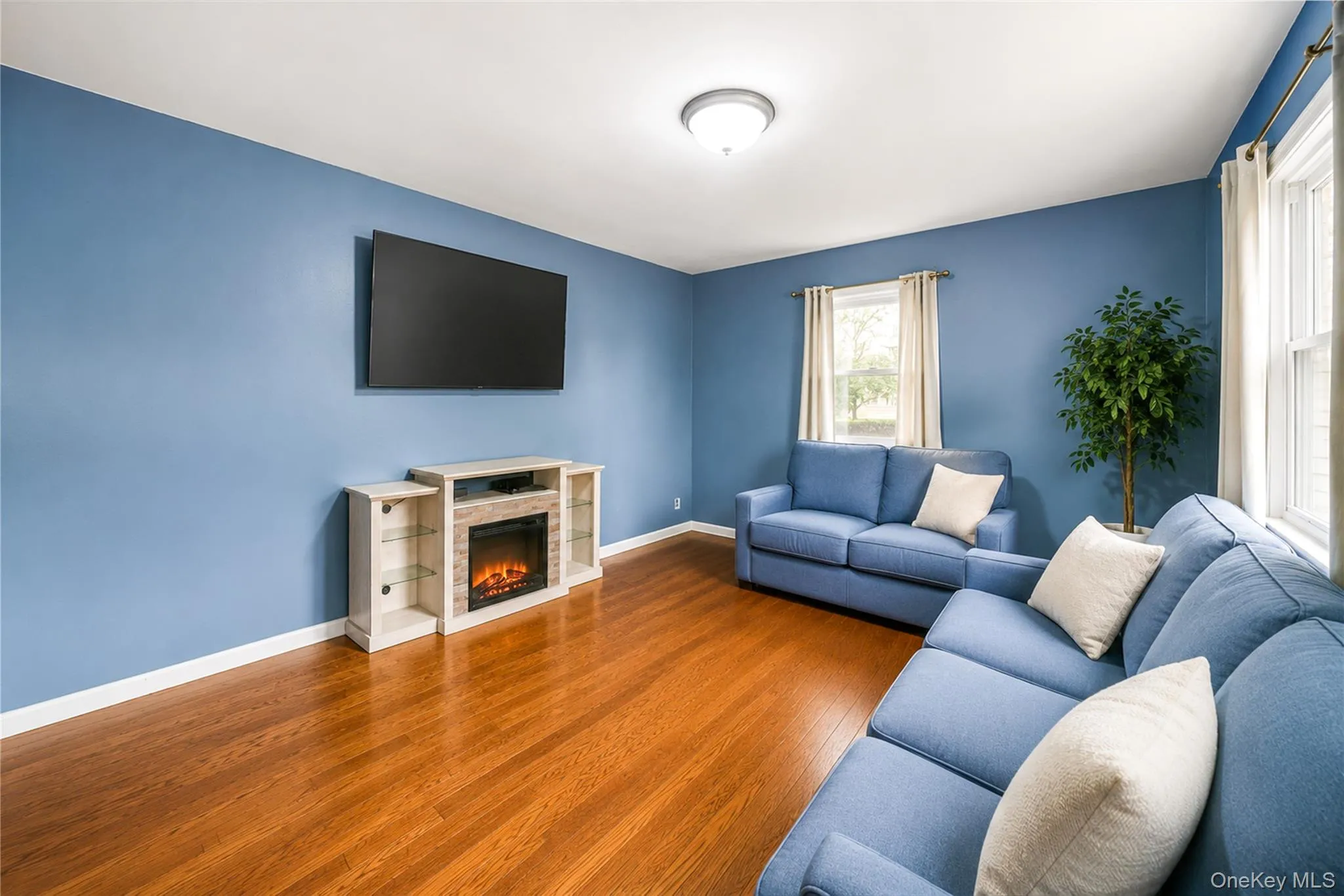 101 Woods Avenue, Hempstead, NY, 3 Bedrooms Bedrooms, 6 Rooms Rooms,1 BathroomBathrooms,Residential,For Rent,Woods,0,1002632 101 Woods Avenue, Hempstead, NY, 3 Bedrooms Bedrooms, 6 Rooms Rooms,1 BathroomBathrooms,Residential,For Rent,Woods,0,1002632
