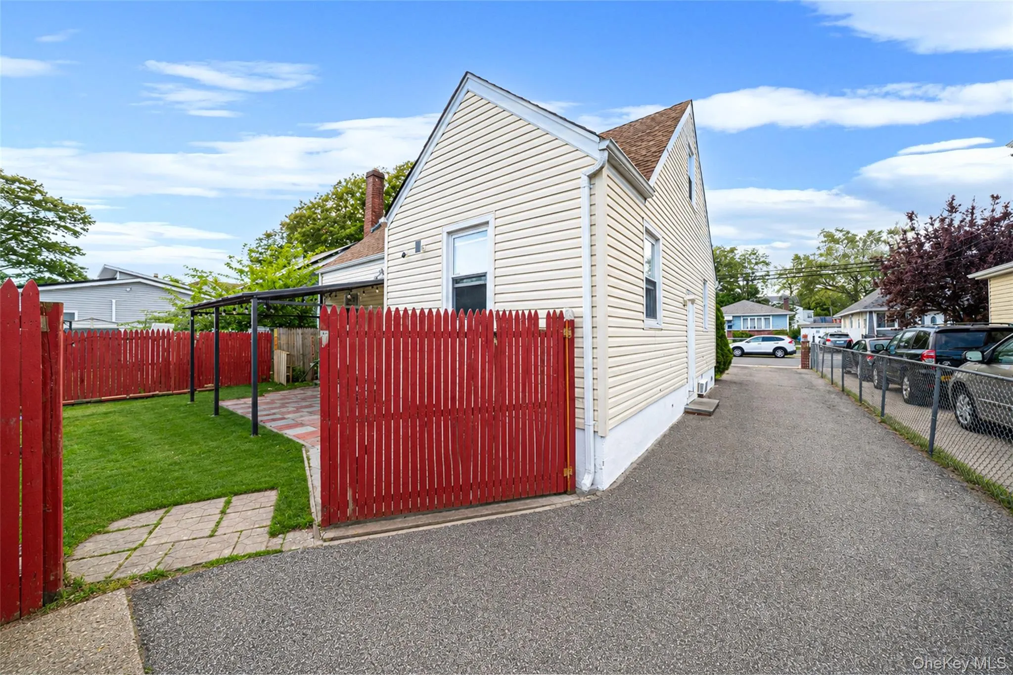 101 Woods Avenue, Hempstead, NY, 3 Bedrooms Bedrooms, 6 Rooms Rooms,1 BathroomBathrooms,Residential,For Rent,Woods,0,1002632 101 Woods Avenue, Hempstead, NY, 3 Bedrooms Bedrooms, 6 Rooms Rooms,1 BathroomBathrooms,Residential,For Rent,Woods,0,1002632