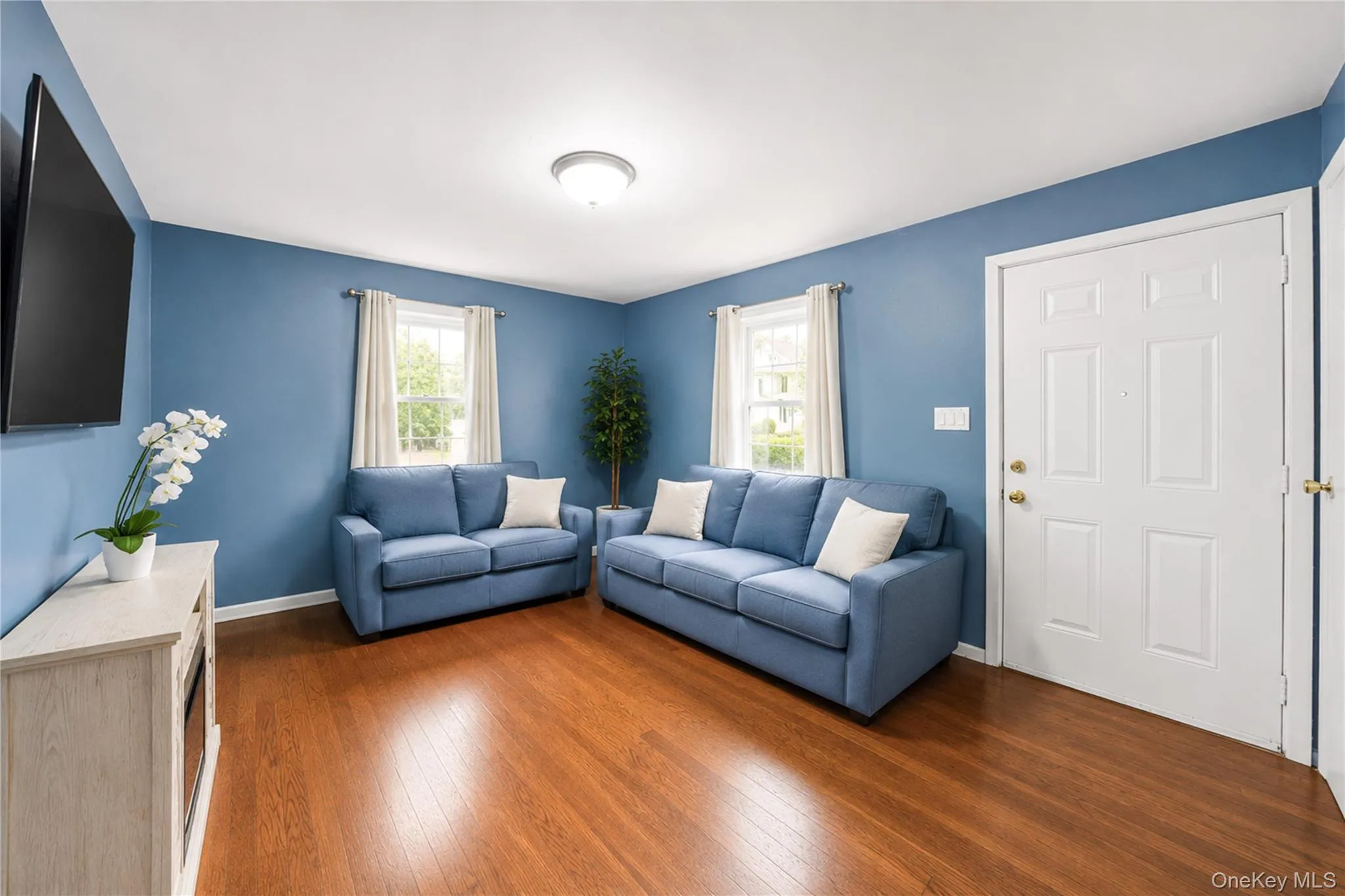 101 Woods Avenue, Hempstead, NY, 3 Bedrooms Bedrooms, 6 Rooms Rooms,1 BathroomBathrooms,Residential,For Rent,Woods,0,1002632 101 Woods Avenue, Hempstead, NY, 3 Bedrooms Bedrooms, 6 Rooms Rooms,1 BathroomBathrooms,Residential,For Rent,Woods,0,1002632