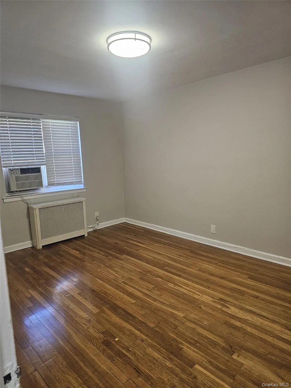 35-06 201st Street, New York, NY, 2 Bedrooms Bedrooms, 5 Rooms Rooms,1 BathroomBathrooms,Residential,For Rent,201st,0,1002634 35-06 201st Street, New York, NY, 2 Bedrooms Bedrooms, 5 Rooms Rooms,1 BathroomBathrooms,Residential,For Rent,201st,0,1002634