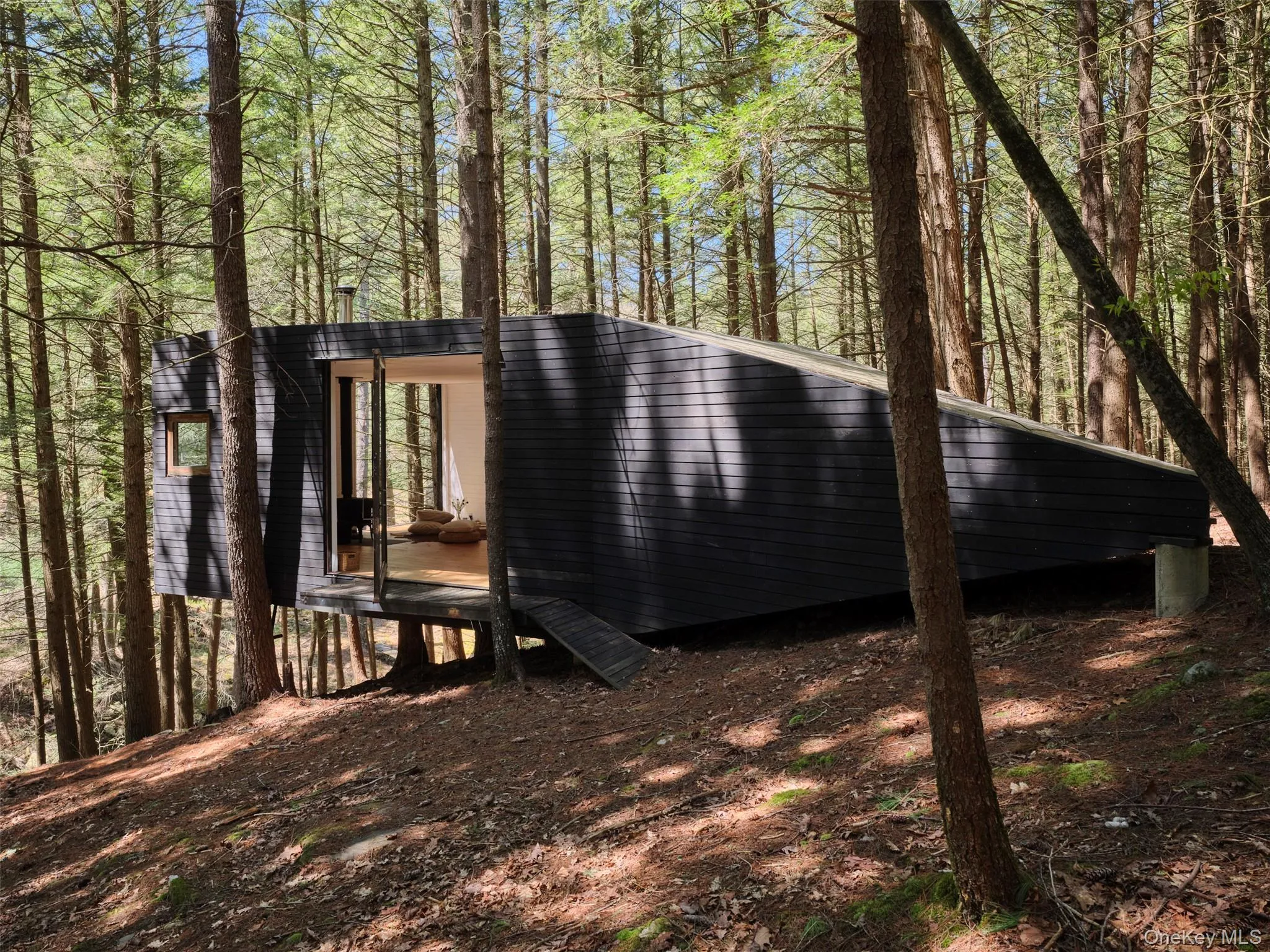 55 Woods Road, Highland, NY, 4 Bedrooms Bedrooms, 10 Rooms Rooms,3 BathroomsBathrooms,Residential Sale,For Rent,Woods,0,1002637 55 Woods Road, Highland, NY, 4 Bedrooms Bedrooms, 10 Rooms Rooms,3 BathroomsBathrooms,Residential Sale,For Rent,Woods,0,1002637