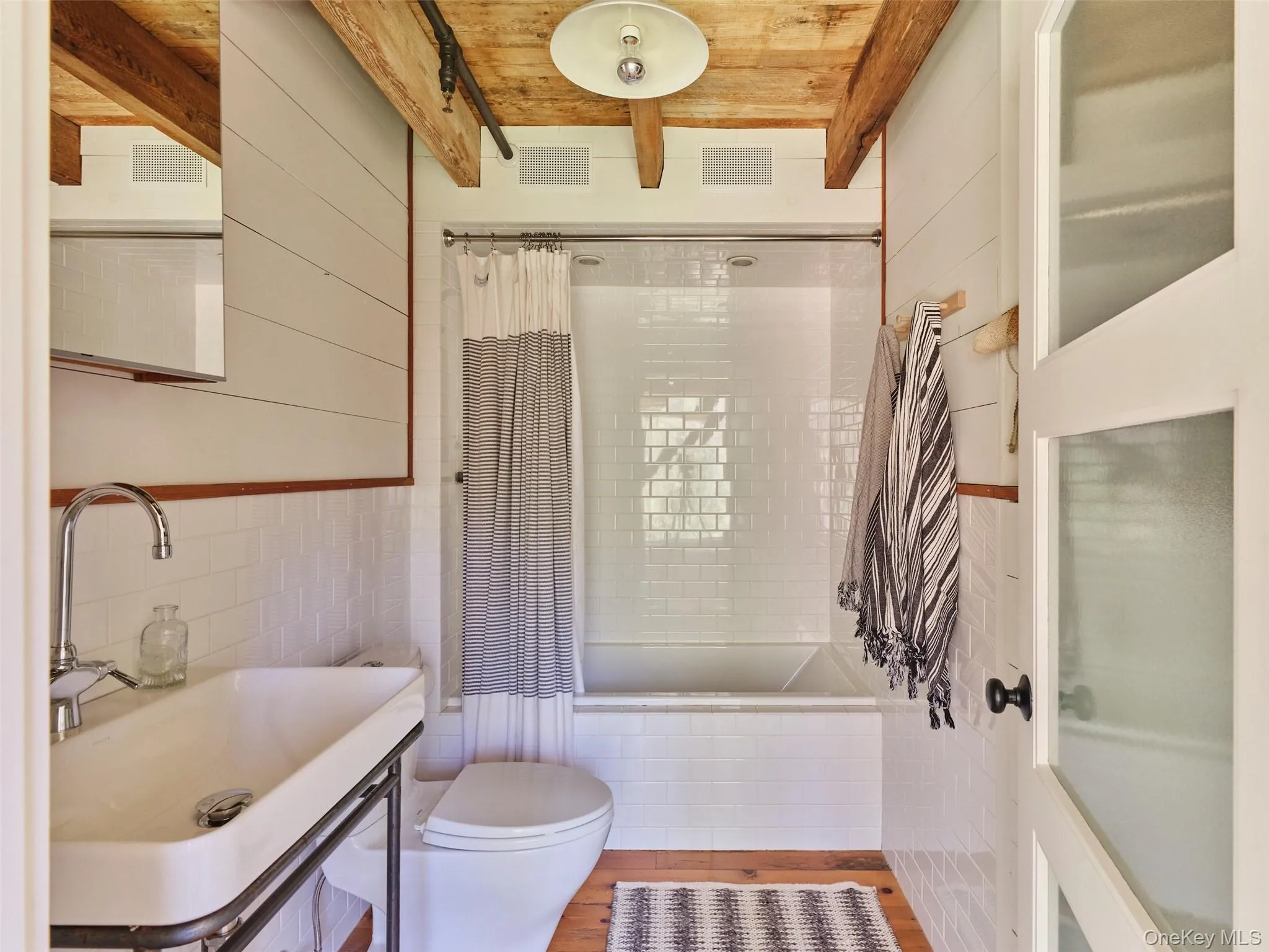 55 Woods Road, Highland, NY, 4 Bedrooms Bedrooms, 10 Rooms Rooms,3 BathroomsBathrooms,Residential Sale,For Rent,Woods,0,1002637 55 Woods Road, Highland, NY, 4 Bedrooms Bedrooms, 10 Rooms Rooms,3 BathroomsBathrooms,Residential Sale,For Rent,Woods,0,1002637