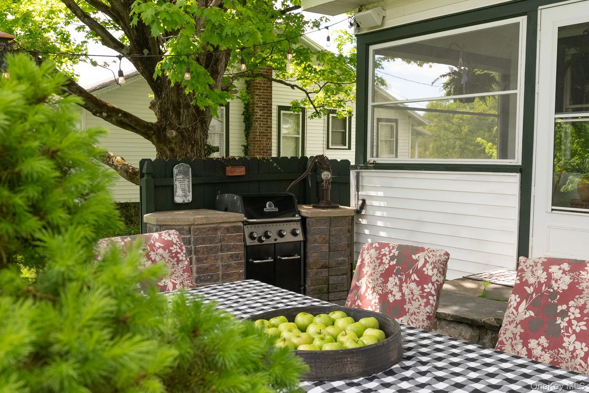 262 Patterson Lane, Saugerties, NY, 3 Bedrooms Bedrooms, 8 Rooms Rooms,2 BathroomsBathrooms,Residential,For Rent,Patterson,0,1002639 262 Patterson Lane, Saugerties, NY, 3 Bedrooms Bedrooms, 8 Rooms Rooms,2 BathroomsBathrooms,Residential,For Rent,Patterson,0,1002639