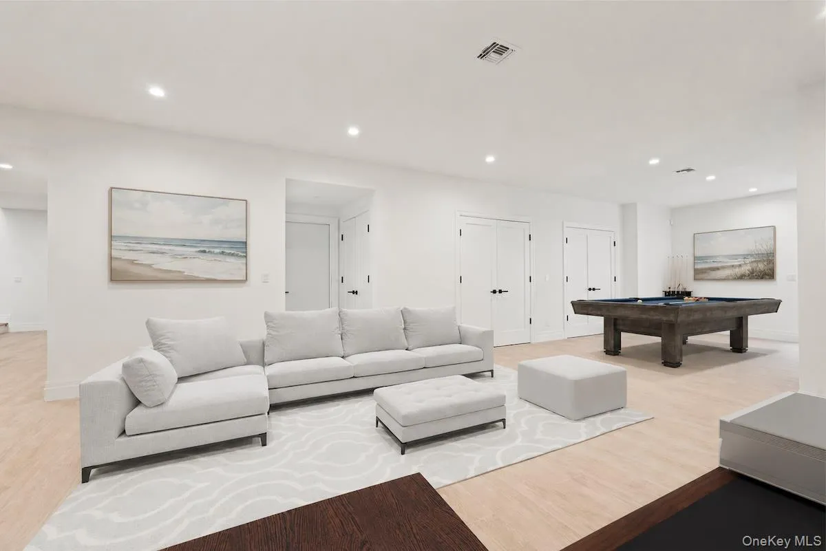 244 Sea Mecox Road, Southampton, NY, 6 Bedrooms Bedrooms, 18 Rooms Rooms,7 BathroomsBathrooms,Residential,For Rent,Sea Mecox,0,1002643 244 Sea Mecox Road, Southampton, NY, 6 Bedrooms Bedrooms, 18 Rooms Rooms,7 BathroomsBathrooms,Residential,For Rent,Sea Mecox,0,1002643