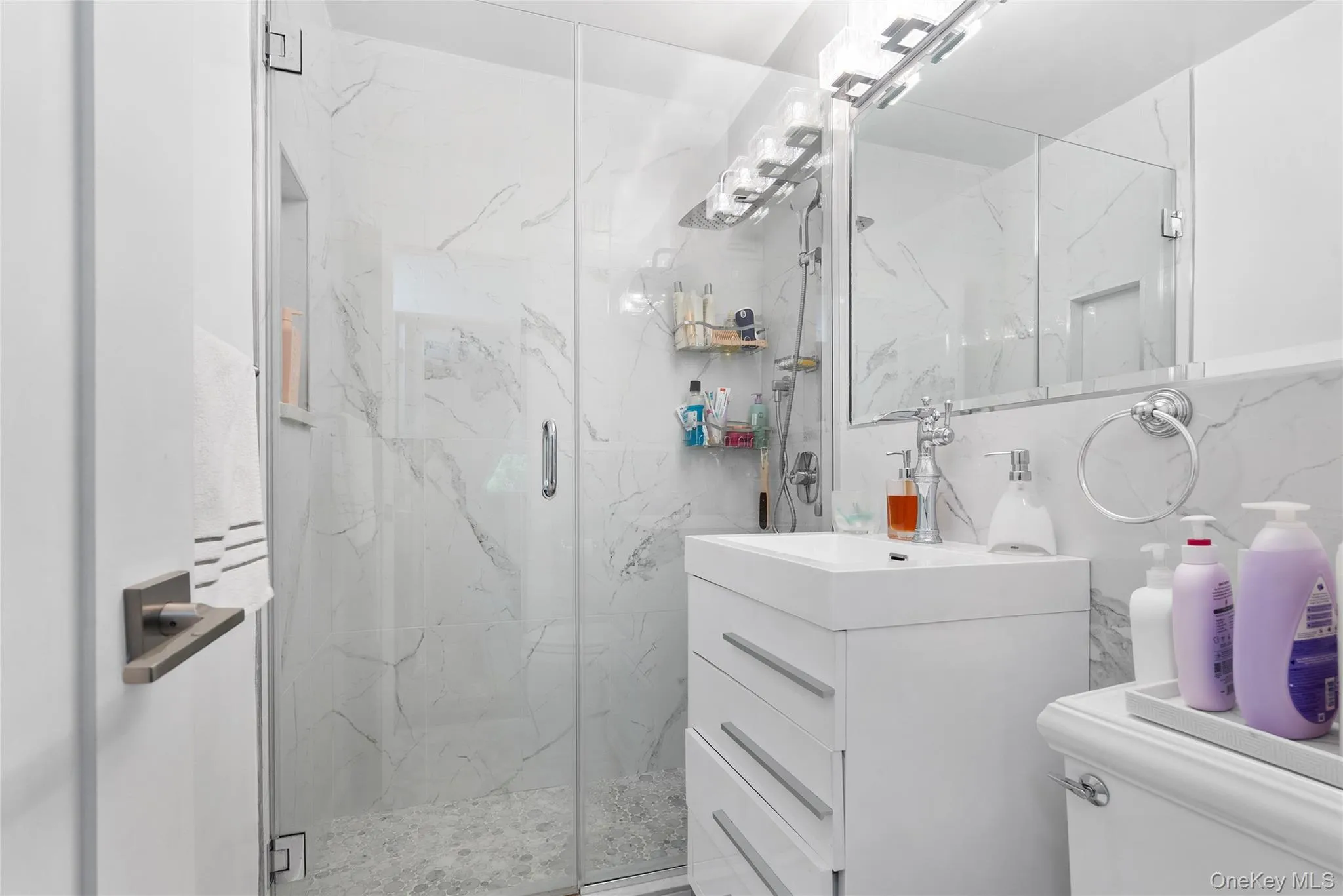 5800 Arlington Avenue, New York, NY, 1 Bedroom Bedrooms, 4 Rooms Rooms,1 BathroomBathrooms,Residential Lease,For Rent,Arlington,0,1002652 5800 Arlington Avenue, New York, NY, 1 Bedroom Bedrooms, 4 Rooms Rooms,1 BathroomBathrooms,Residential Lease,For Rent,Arlington,0,1002652
