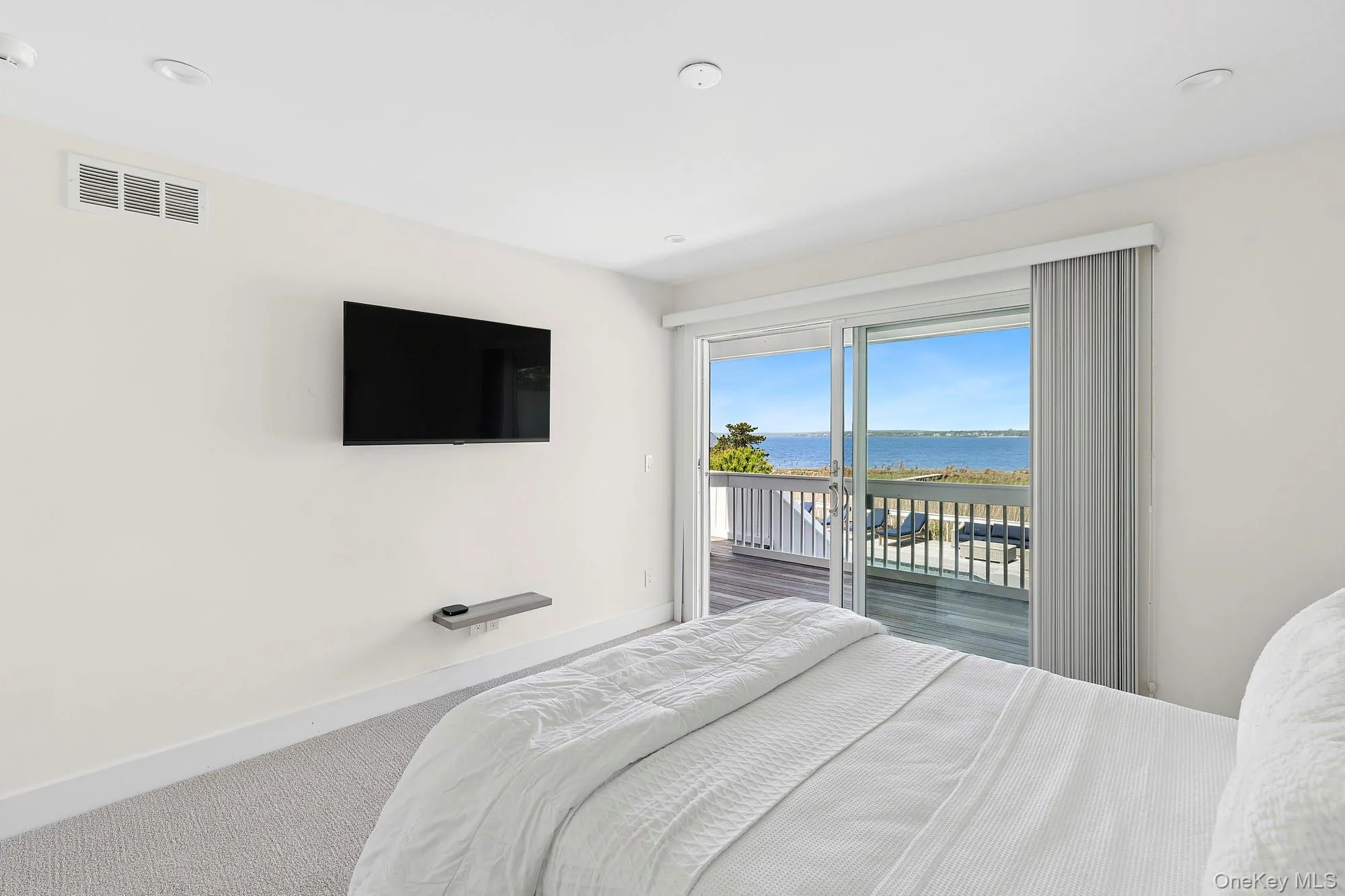 588 Dune Road, Southampton, NY, 4 Bedrooms Bedrooms, 8 Rooms Rooms,3 BathroomsBathrooms,Residential Lease,For Rent,Dune,0,1002653 588 Dune Road, Southampton, NY, 4 Bedrooms Bedrooms, 8 Rooms Rooms,3 BathroomsBathrooms,Residential Lease,For Rent,Dune,0,1002653