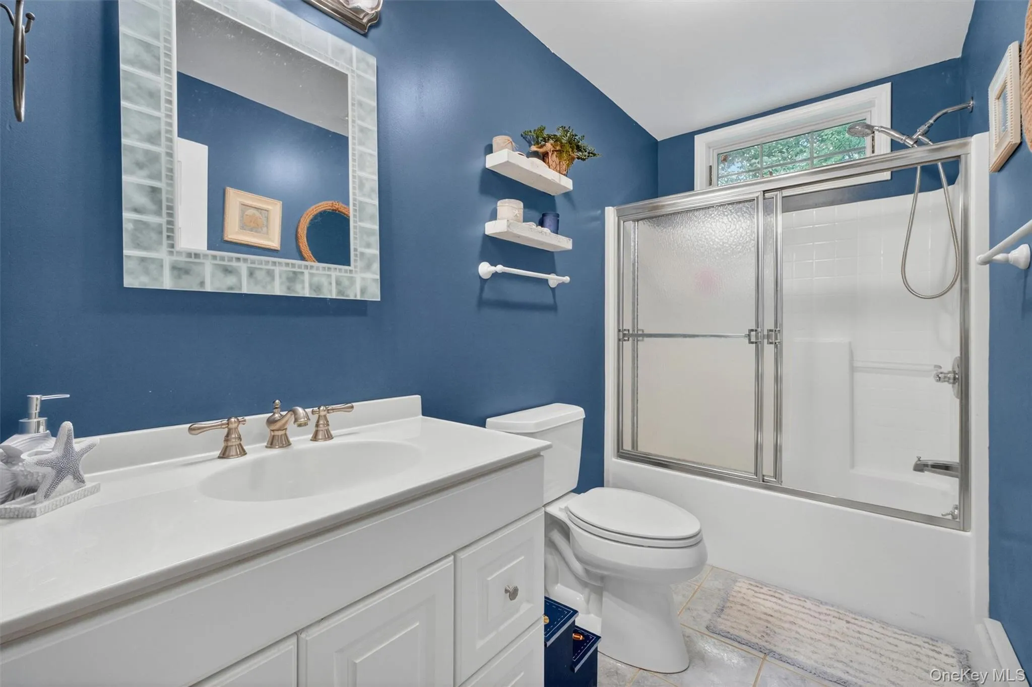 1st floor full bath 1st floor full bath