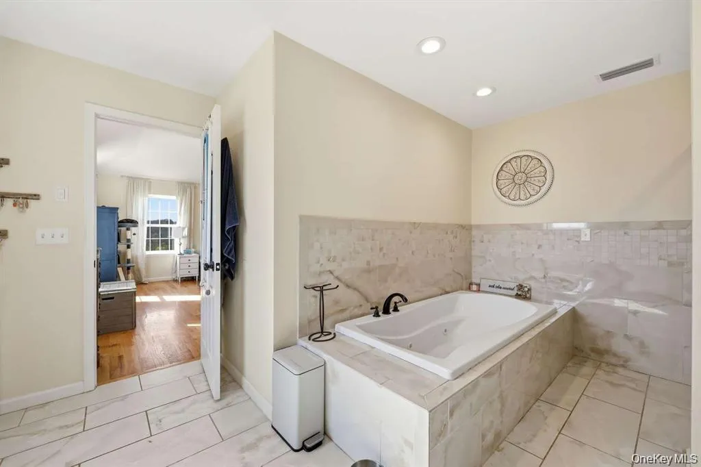 133 Old Chester Road, Goshen, NY, 5 Bedrooms Bedrooms, 9 Rooms Rooms,3 BathroomsBathrooms,Residential,For Rent,Old Chester,0,1002665 133 Old Chester Road, Goshen, NY, 5 Bedrooms Bedrooms, 9 Rooms Rooms,3 BathroomsBathrooms,Residential,For Rent,Old Chester,0,1002665
