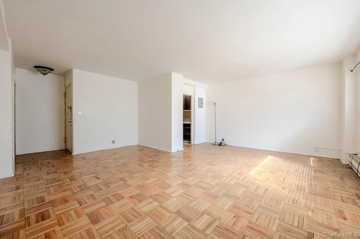 3 Fordham Hill Oval, New York, NY, 1 Bedroom Bedrooms, 1 Room Rooms,1 BathroomBathrooms,Residential,For Rent,Fordham Hill,0,1002670 3 Fordham Hill Oval, New York, NY, 1 Bedroom Bedrooms, 1 Room Rooms,1 BathroomBathrooms,Residential,For Rent,Fordham Hill,0,1002670