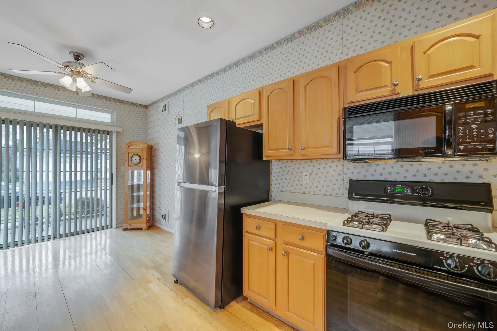 515 Leisure Drive, Brookhaven, NY, 2 Bedrooms Bedrooms, 6 Rooms Rooms,2 BathroomsBathrooms,Residential,For Rent,Leisure,0,1002675 515 Leisure Drive, Brookhaven, NY, 2 Bedrooms Bedrooms, 6 Rooms Rooms,2 BathroomsBathrooms,Residential,For Rent,Leisure,0,1002675