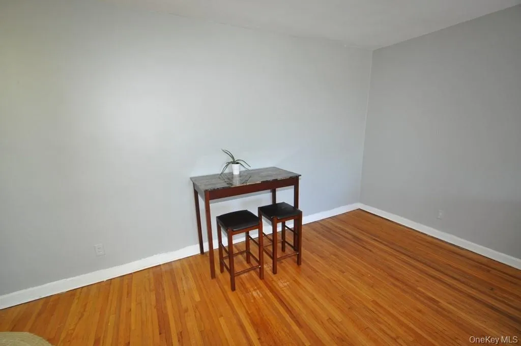 Dining area opens to the living room and is approx 11'-5" x 7'-4". Dining area opens to the living room and is approx 11'-5" x 7'-4".