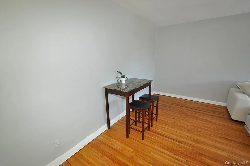 Dining area opens to the living room and is approx 11'-5" x 7'-4". Dining area opens to the living room and is approx 11'-5" x 7'-4".