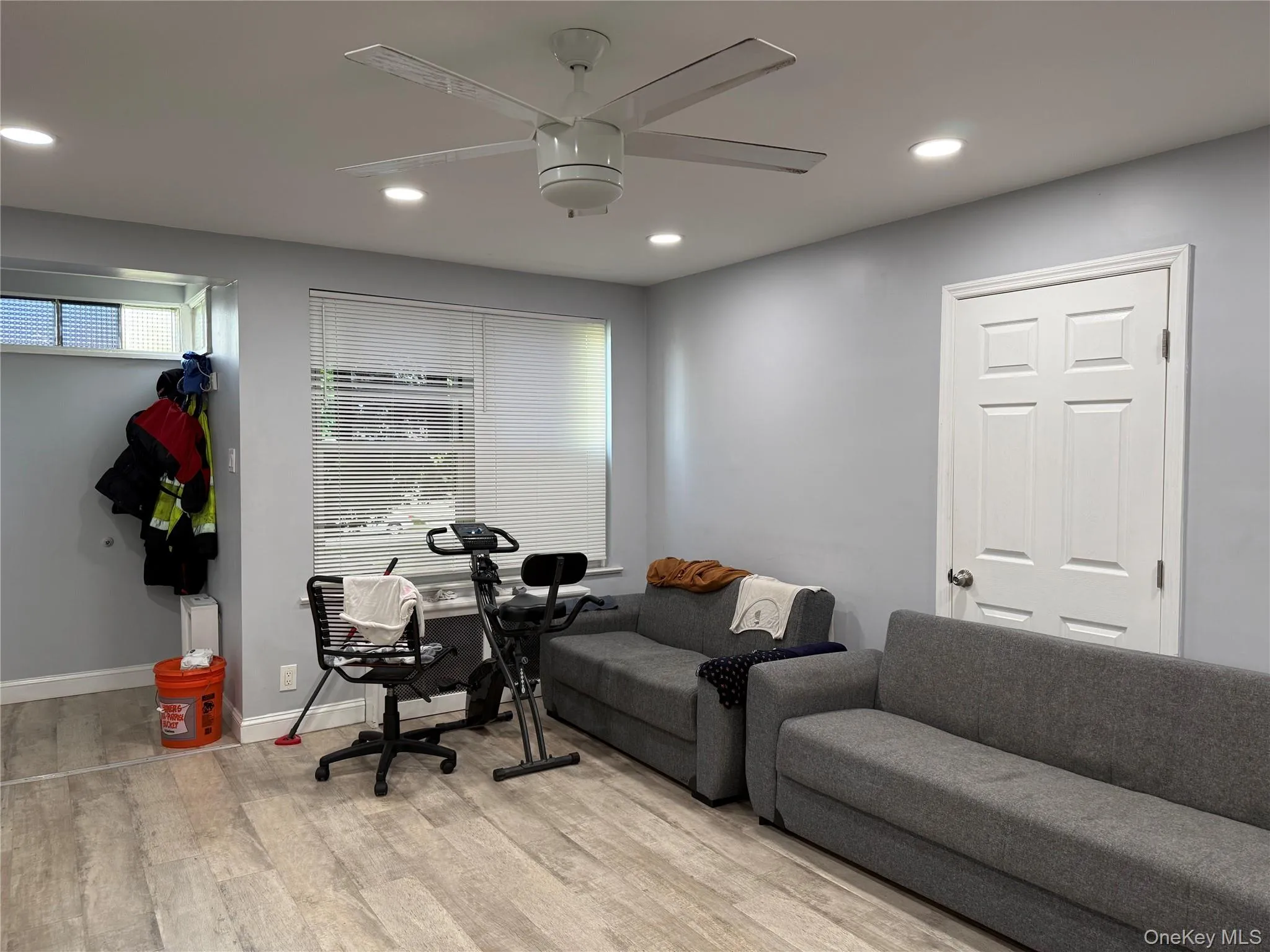 219 Rumsey Rd, Yonkers, NY, 1 Bedroom Bedrooms, 3 Rooms Rooms,1 BathroomBathrooms,Residential Sale,For Rent,Rumsey Rd,0,1002679 219 Rumsey Rd, Yonkers, NY, 1 Bedroom Bedrooms, 3 Rooms Rooms,1 BathroomBathrooms,Residential Sale,For Rent,Rumsey Rd,0,1002679