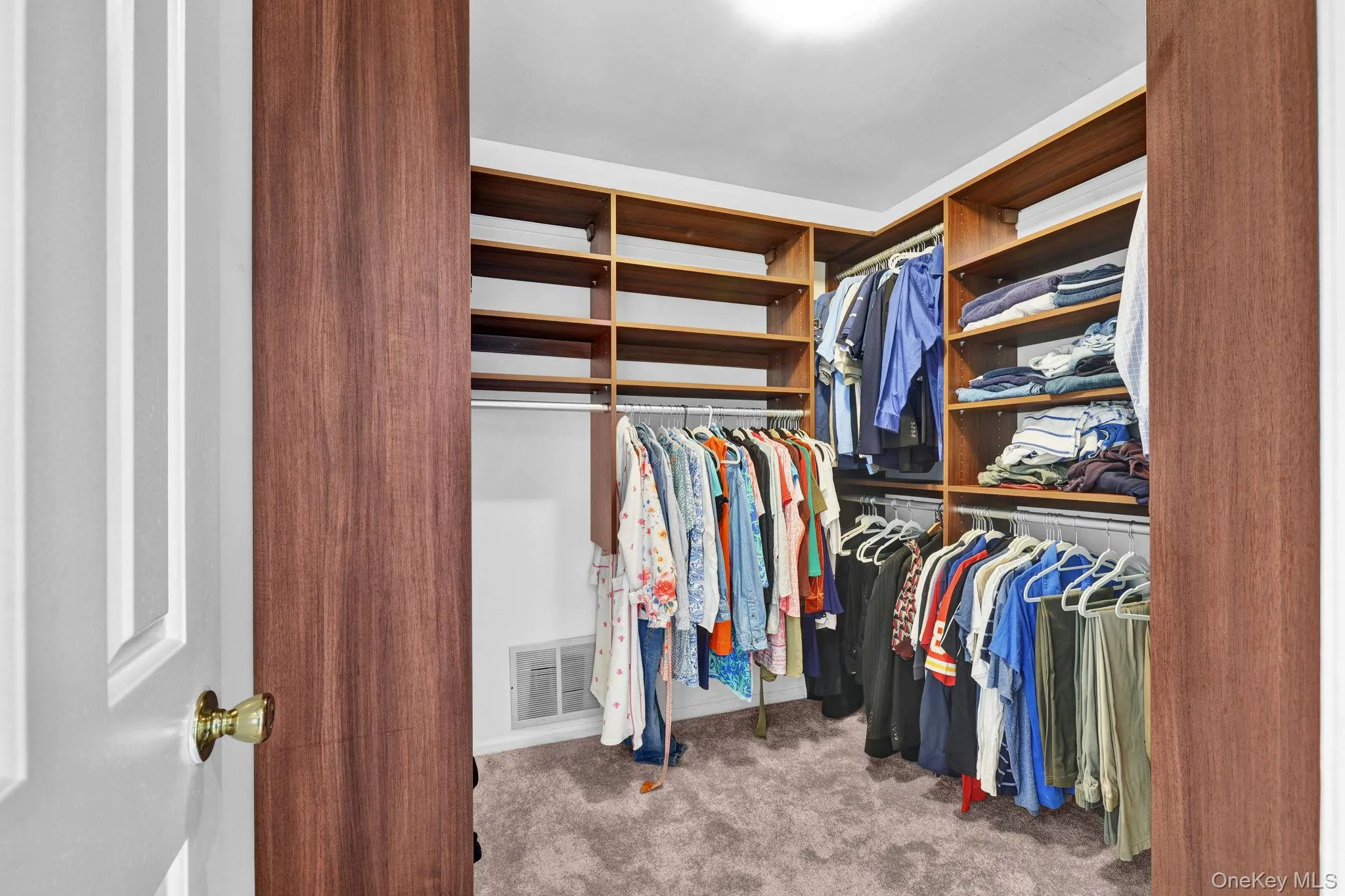 14 Wagner Drive, New Windsor, NY, 4 Bedrooms Bedrooms, 12 Rooms Rooms,2 BathroomsBathrooms,Residential,For Rent,Wagner,0,1002684 14 Wagner Drive, New Windsor, NY, 4 Bedrooms Bedrooms, 12 Rooms Rooms,2 BathroomsBathrooms,Residential,For Rent,Wagner,0,1002684