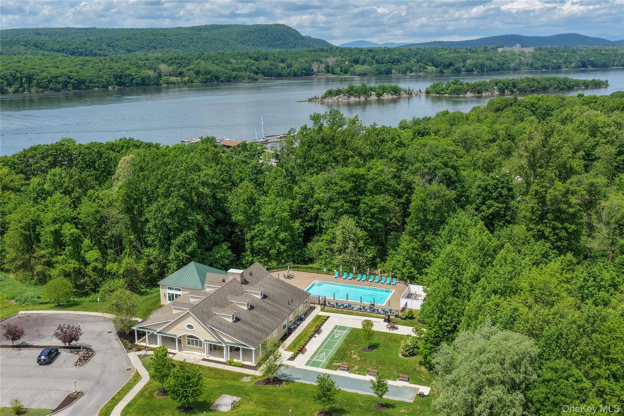 32 Rolling Ridge Road, Hyde Park, NY, 2 Bedrooms Bedrooms, 5 Rooms Rooms,2 BathroomsBathrooms,Residential,For Rent,Rolling Ridge,0,1002689 32 Rolling Ridge Road, Hyde Park, NY, 2 Bedrooms Bedrooms, 5 Rooms Rooms,2 BathroomsBathrooms,Residential,For Rent,Rolling Ridge,0,1002689
