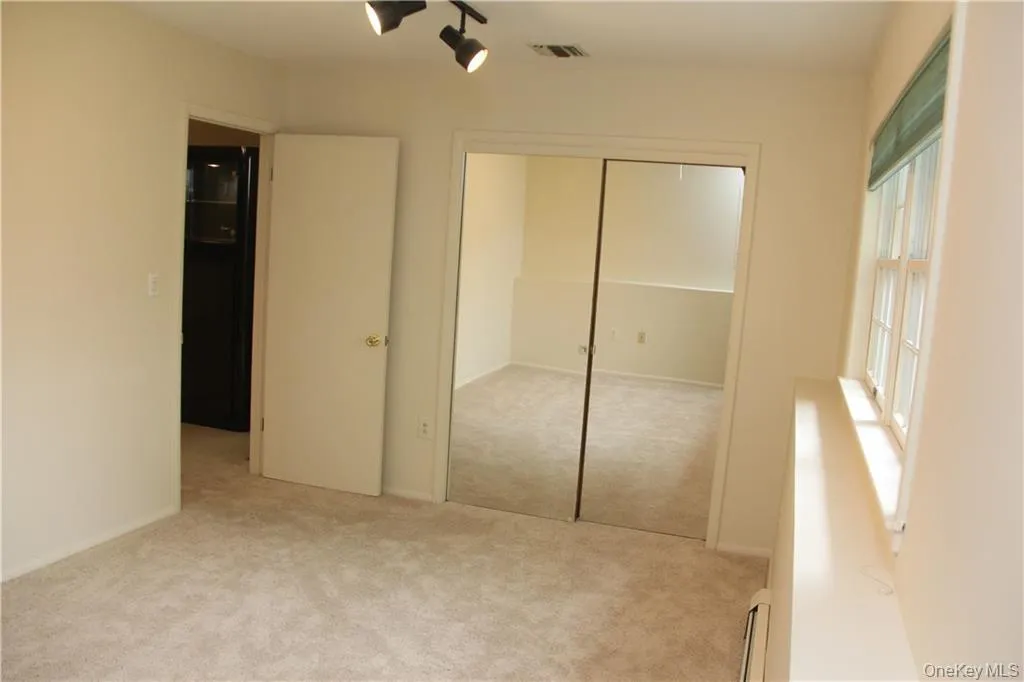 39 Bubenko Drive, Stony Point, NY, 4 Bedrooms Bedrooms, 8 Rooms Rooms,3 BathroomsBathrooms,Residential,For Rent,Bubenko,0,1002691 39 Bubenko Drive, Stony Point, NY, 4 Bedrooms Bedrooms, 8 Rooms Rooms,3 BathroomsBathrooms,Residential,For Rent,Bubenko,0,1002691