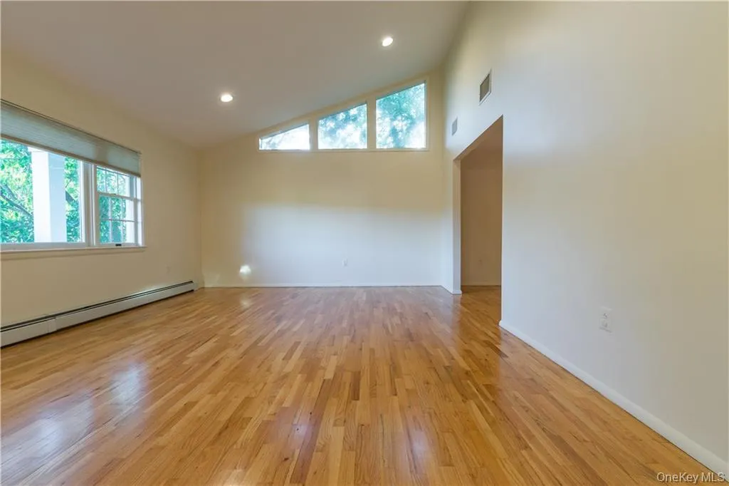 39 Bubenko Drive, Stony Point, NY, 4 Bedrooms Bedrooms, 8 Rooms Rooms,3 BathroomsBathrooms,Residential,For Rent,Bubenko,0,1002691 39 Bubenko Drive, Stony Point, NY, 4 Bedrooms Bedrooms, 8 Rooms Rooms,3 BathroomsBathrooms,Residential,For Rent,Bubenko,0,1002691