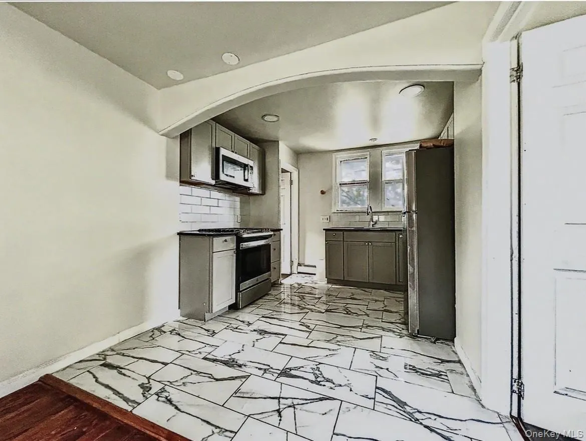 241 Route 209, Deerpark, NY, 3 Bedrooms Bedrooms, 5 Rooms Rooms,1 BathroomBathrooms,Residential,For Rent,Route 209,0,1002695 241 Route 209, Deerpark, NY, 3 Bedrooms Bedrooms, 5 Rooms Rooms,1 BathroomBathrooms,Residential,For Rent,Route 209,0,1002695