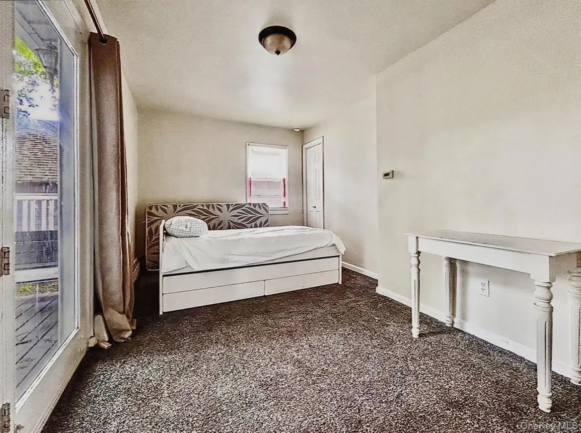 241 Route 209, Deerpark, NY, 3 Bedrooms Bedrooms, 5 Rooms Rooms,1 BathroomBathrooms,Residential,For Rent,Route 209,0,1002695 241 Route 209, Deerpark, NY, 3 Bedrooms Bedrooms, 5 Rooms Rooms,1 BathroomBathrooms,Residential,For Rent,Route 209,0,1002695