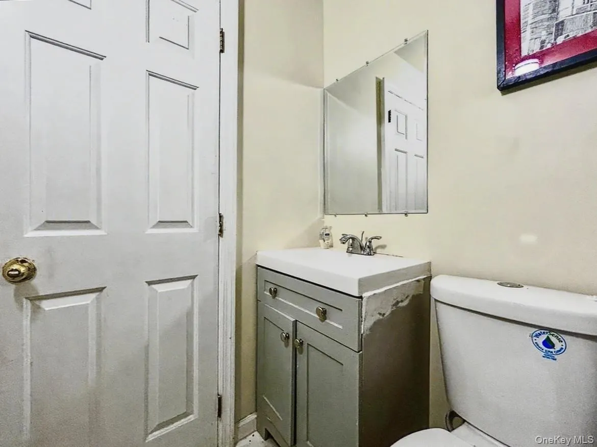 241 Route 209, Deerpark, NY, 3 Bedrooms Bedrooms, 5 Rooms Rooms,1 BathroomBathrooms,Residential,For Rent,Route 209,0,1002695 241 Route 209, Deerpark, NY, 3 Bedrooms Bedrooms, 5 Rooms Rooms,1 BathroomBathrooms,Residential,For Rent,Route 209,0,1002695